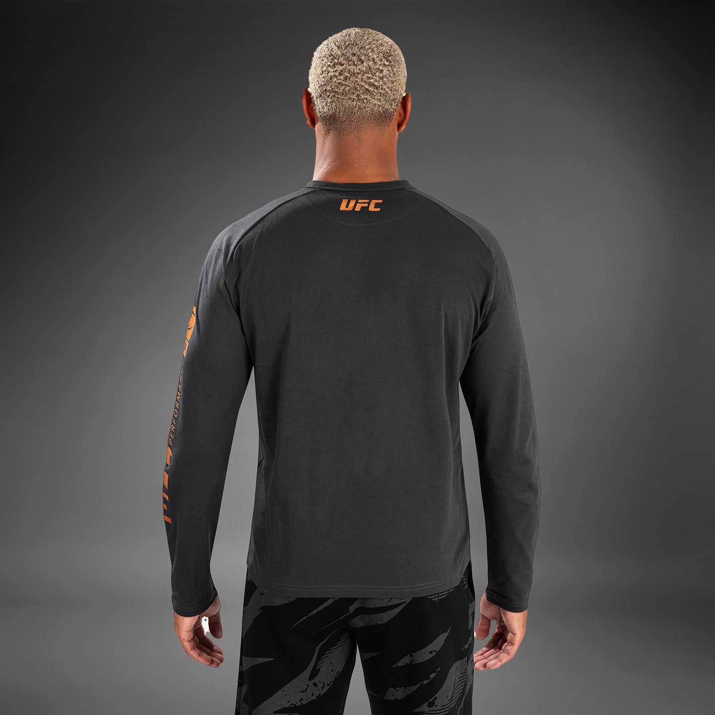 UFC Adrenaline By Venum Fight Week Camiseta de Manga Larga para Hombre - Gris Antracita