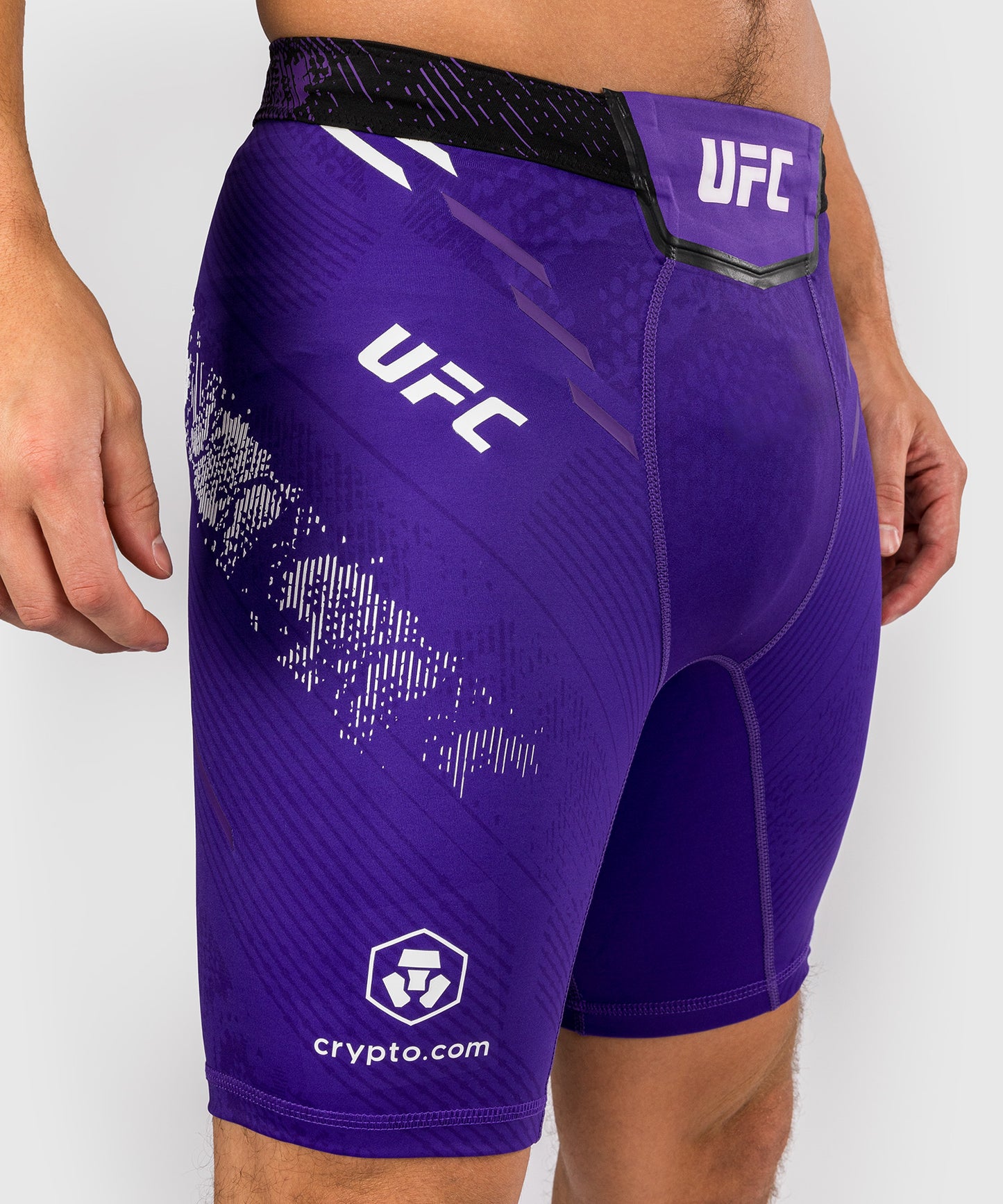 UFC Adrenaline by Venum Authentic Fight Night Vale Tudo Shorts para Hombre - Morado