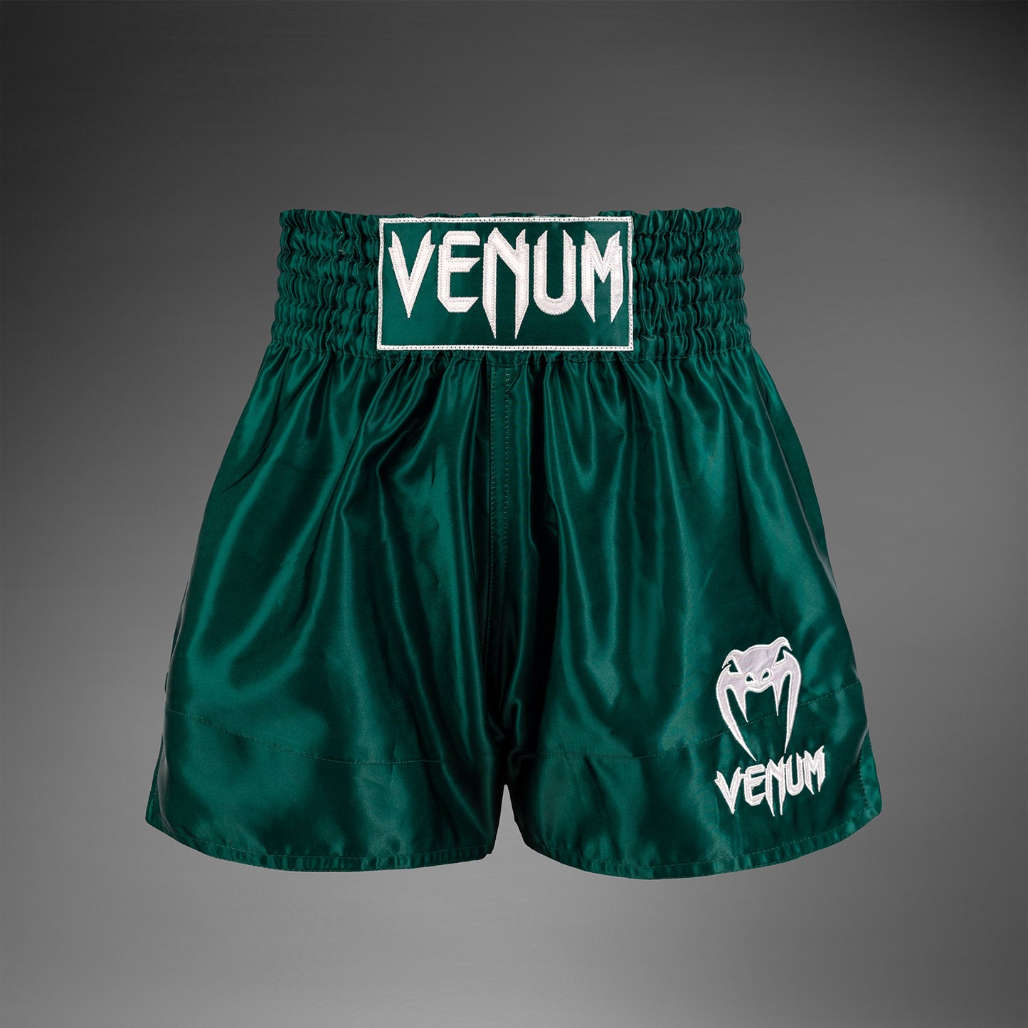 Venum Classic Pantalones Cortos de Muay Thai - Verde bosque