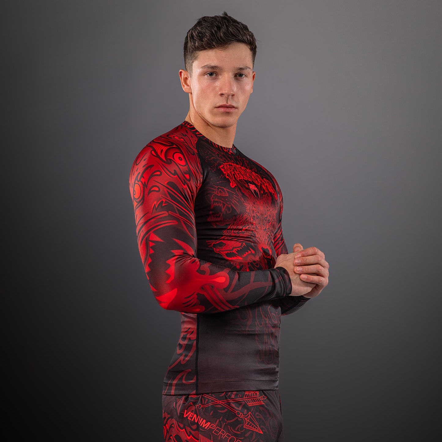 Venum Wolf Atak Rashguard Manga Larga – Negro/Rojo