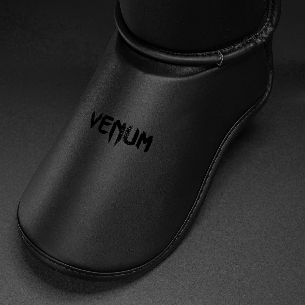Venum Contender 1.5 Espinilleras - Negro