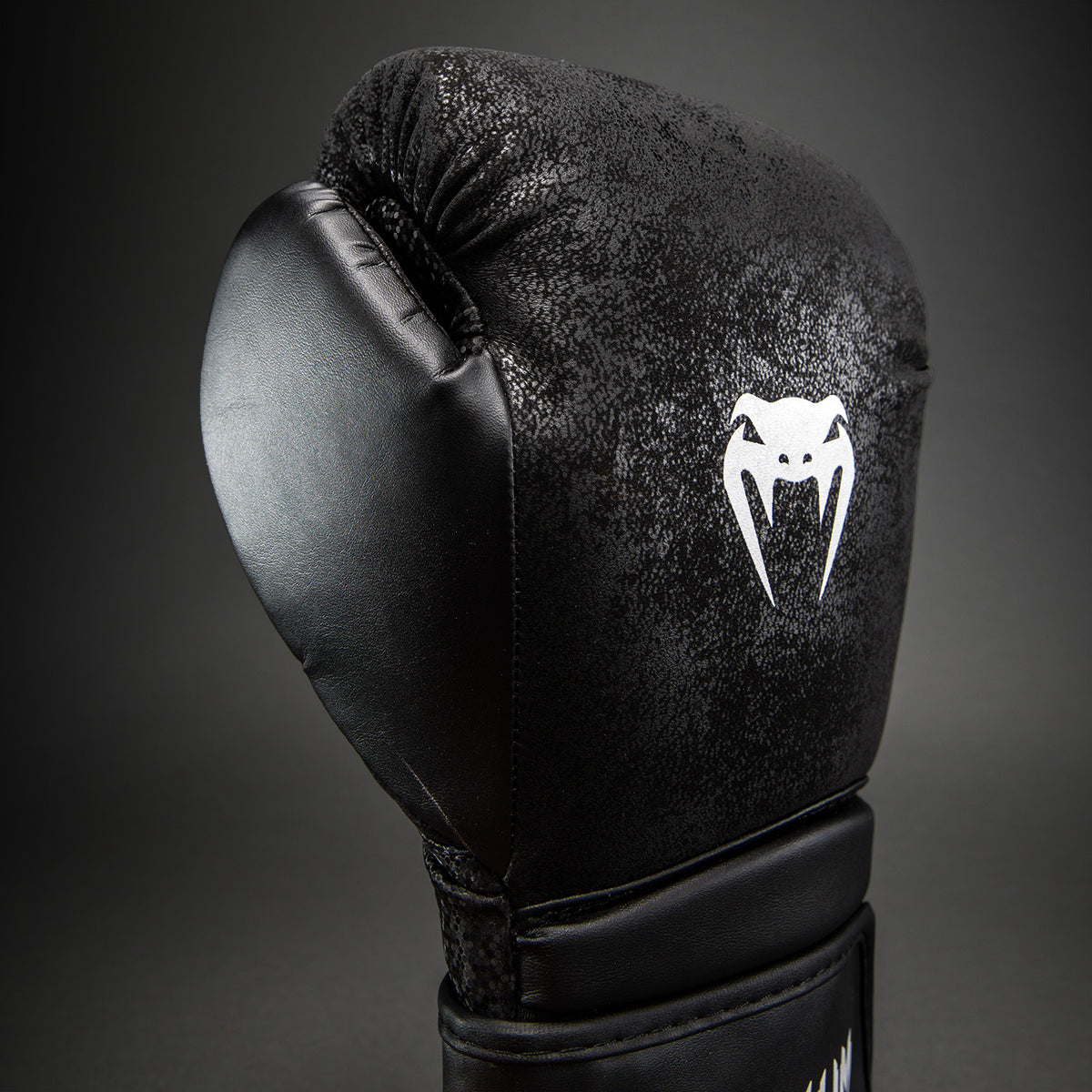 Venum Stone 2.0 Guantes de Boxeo - Negro