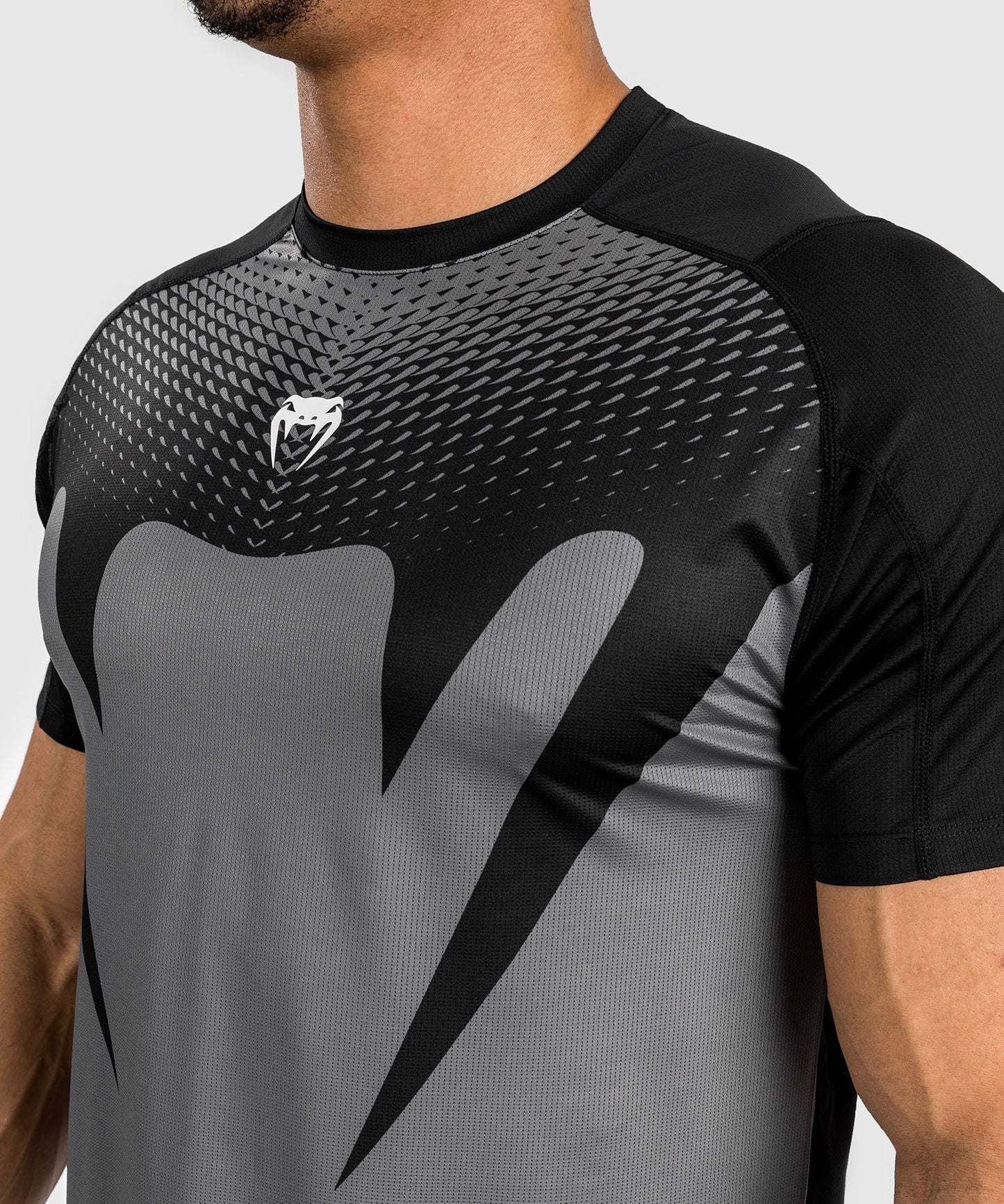 Venum Camiseta Attack Dry-Tech para Hombre - Negro