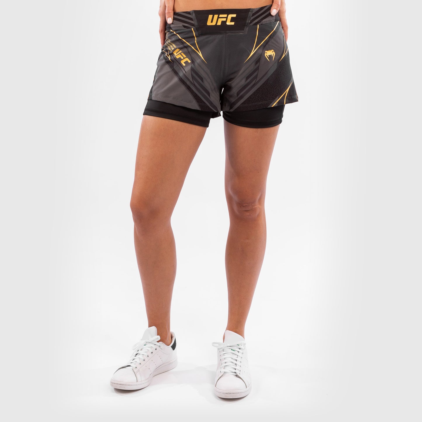 Pantalón De Mma Para Mujer UFC Venum Authentic Fight Night – Modelo Corto - Campeón