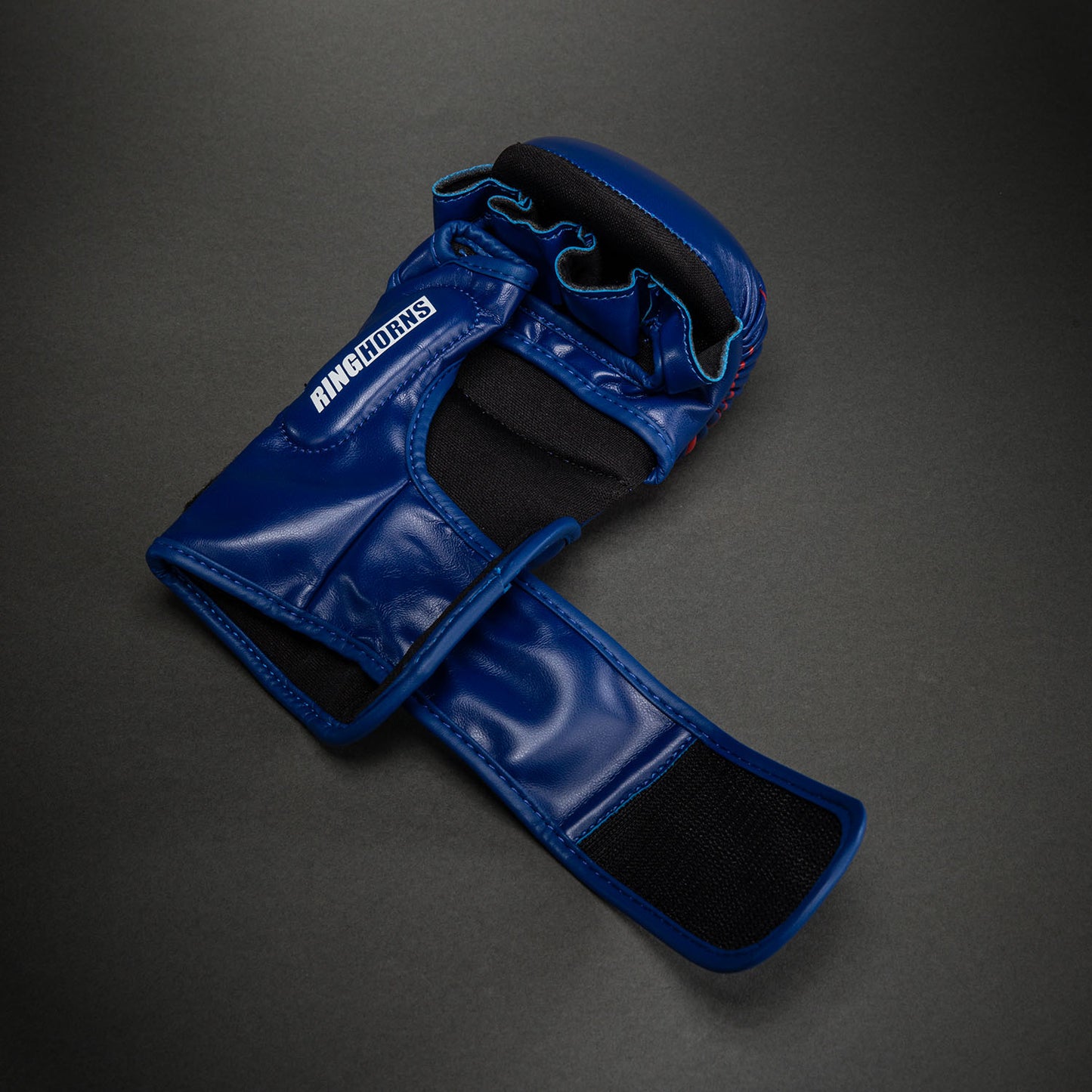Venum Ringhorns Charger Guantes de Sparring MMA - Azul marino/Rojo