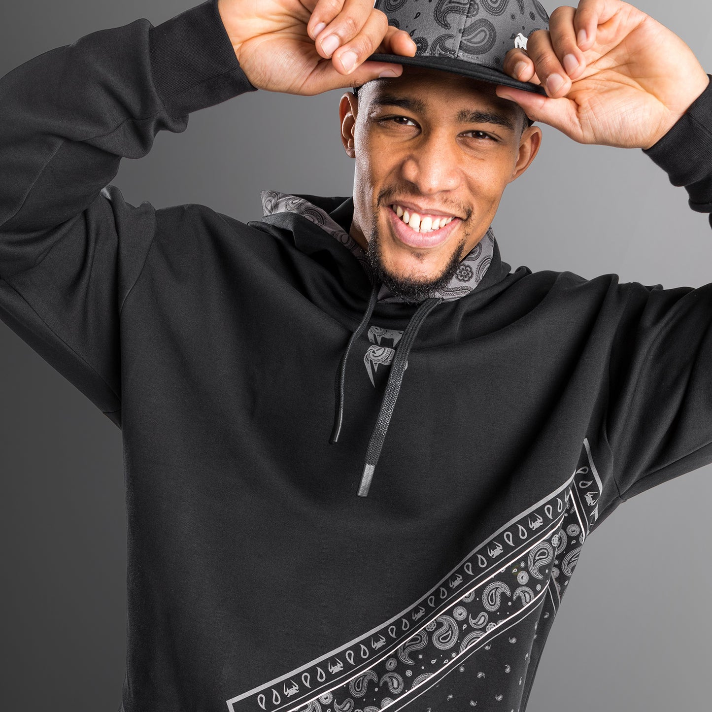 Sudadera con capucha Venum Cali 34 XL- Oversize - Negro