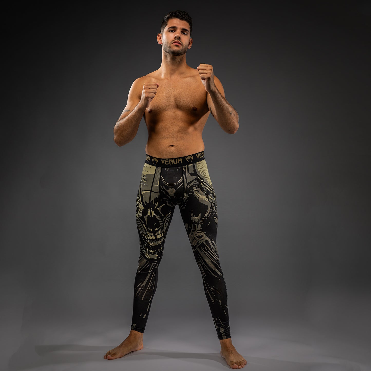 Venum Invader Spats - Negro/Sand