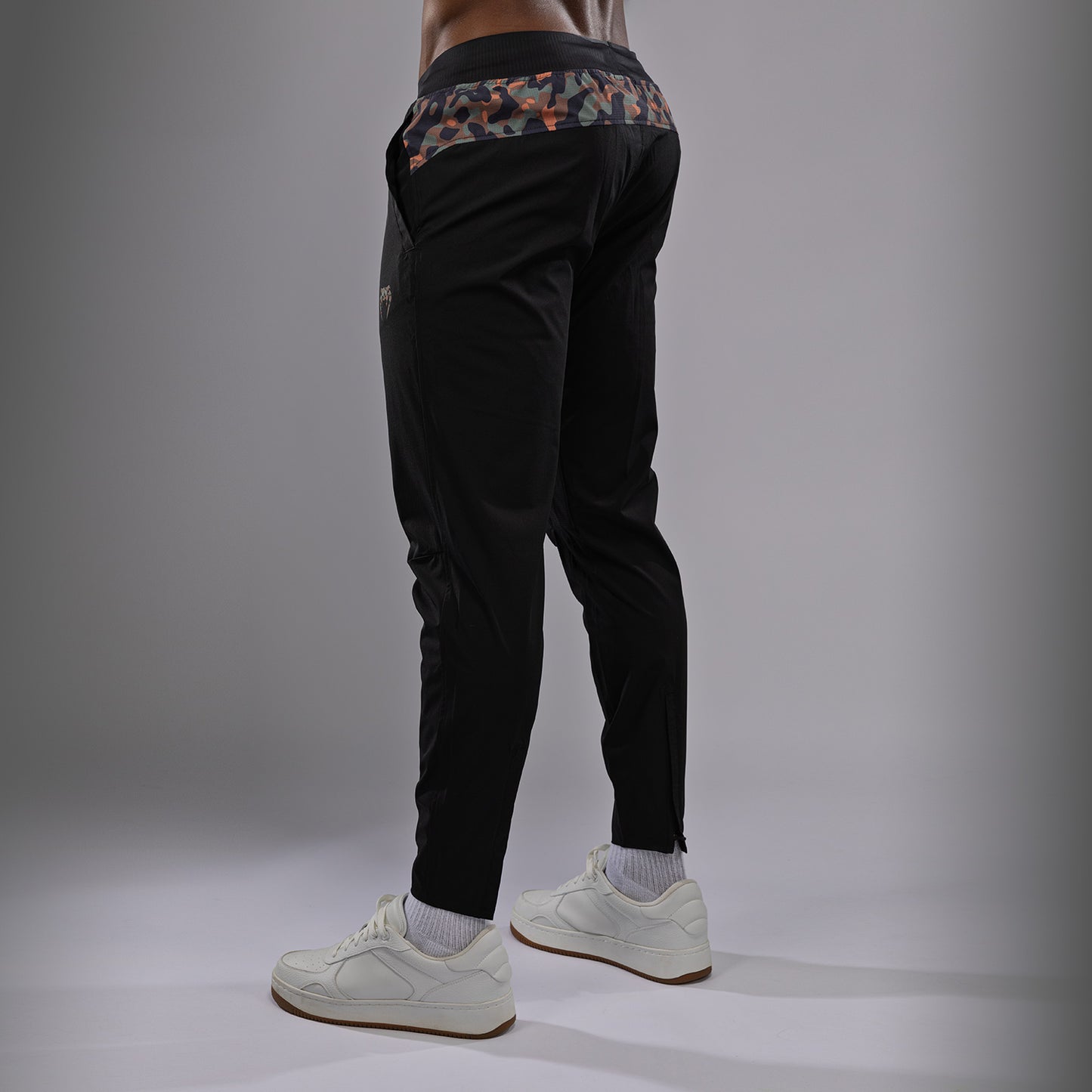 Venum Jungle Ops Joggers para hombre - Negro/Camuflaje cañón