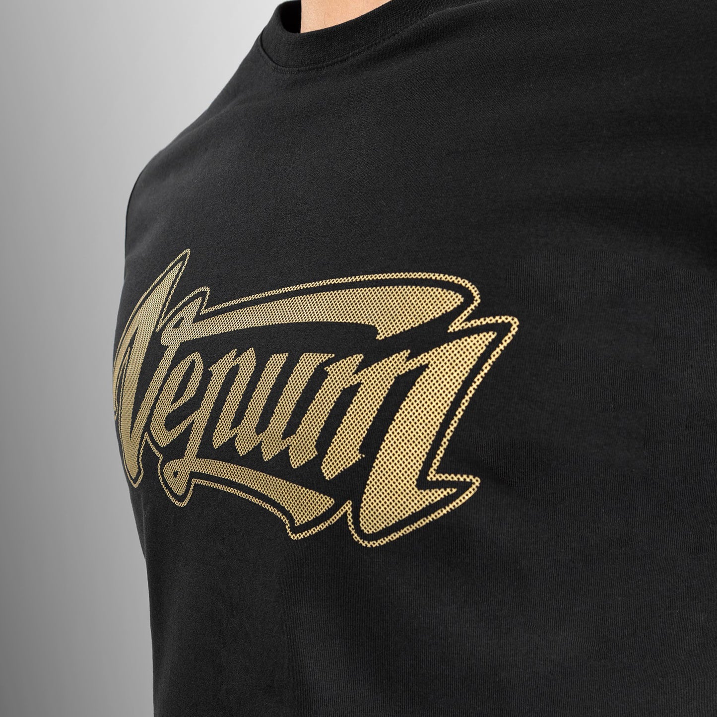 Camiseta Venum Absolute 2.0 - Ajuste ajustado - Negro/Oro