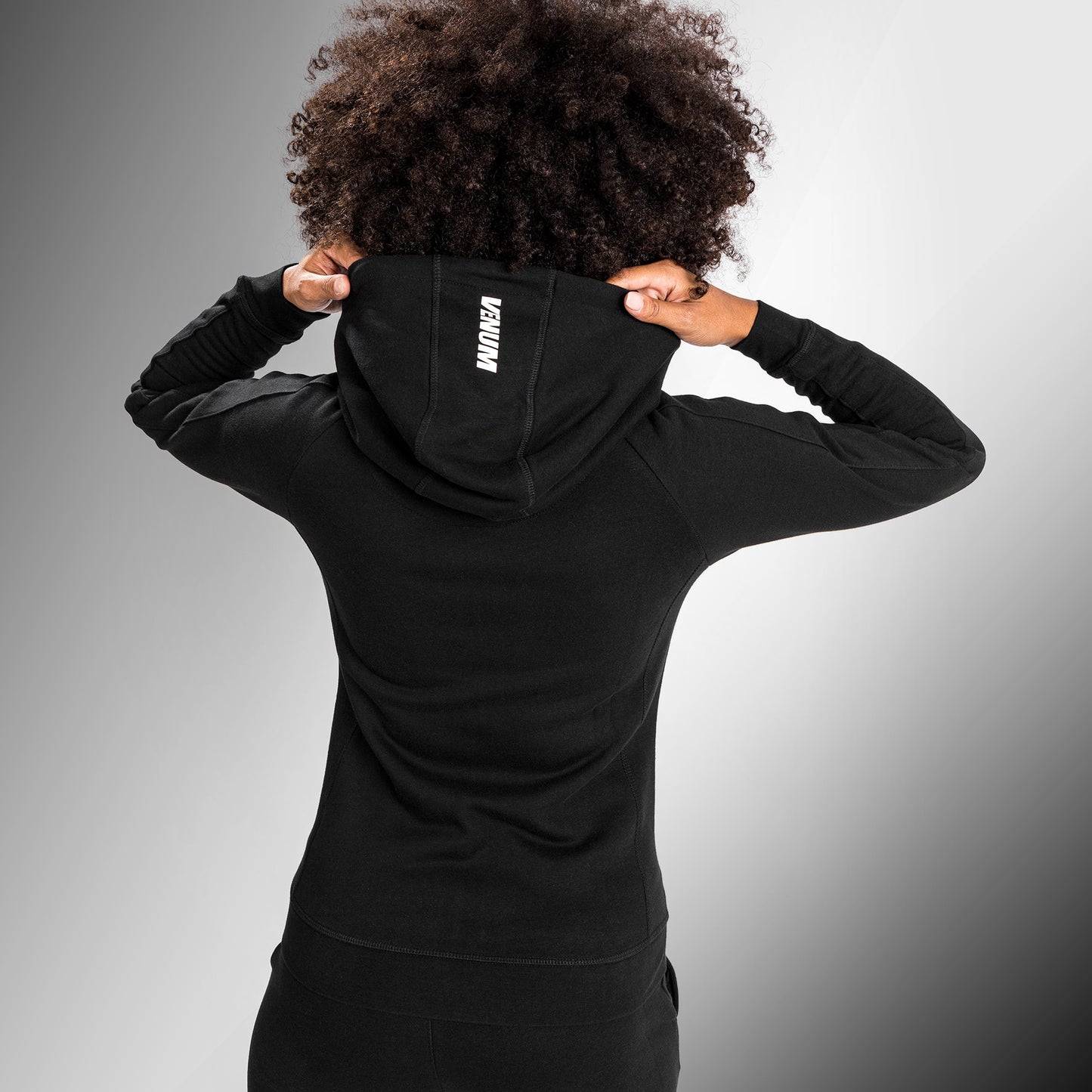 Sudadera Venum Essential - Negro
