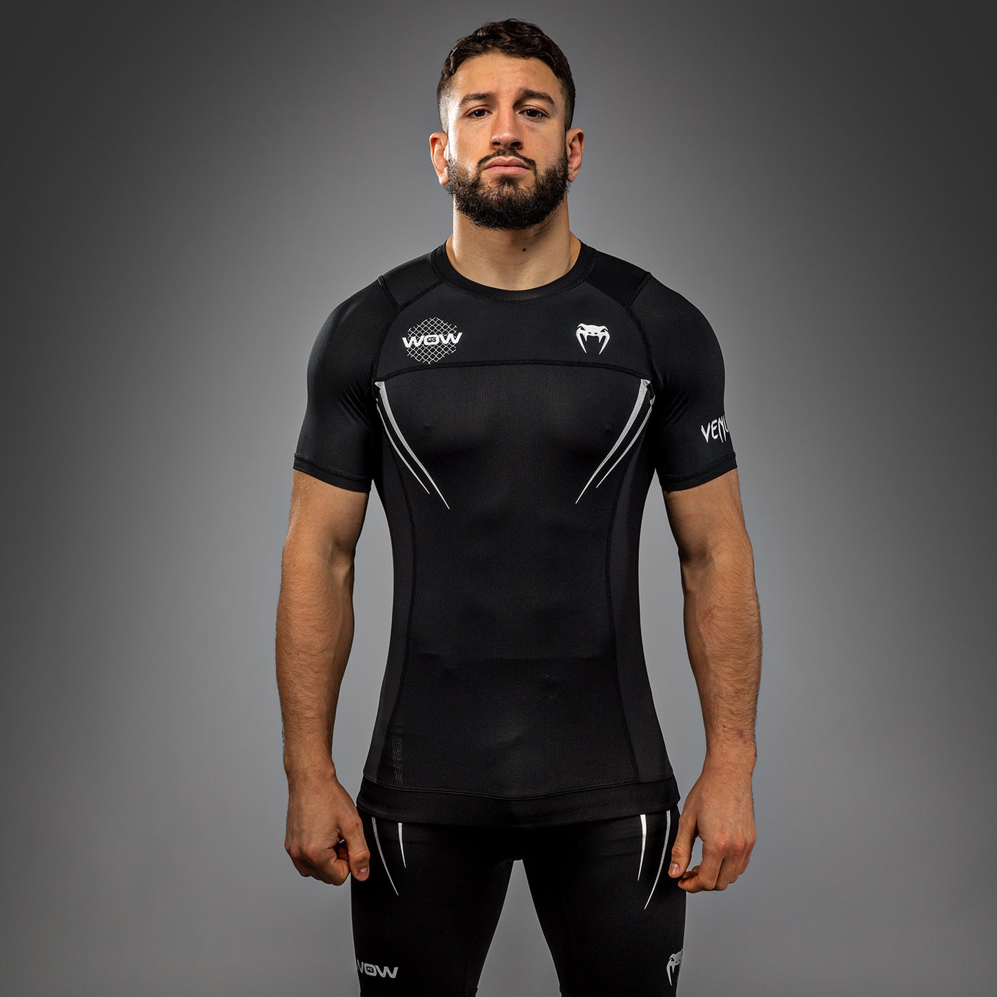 Venum x WOW FC Camiseta de Manga Corta Rashguard - Negro/Gris Plata