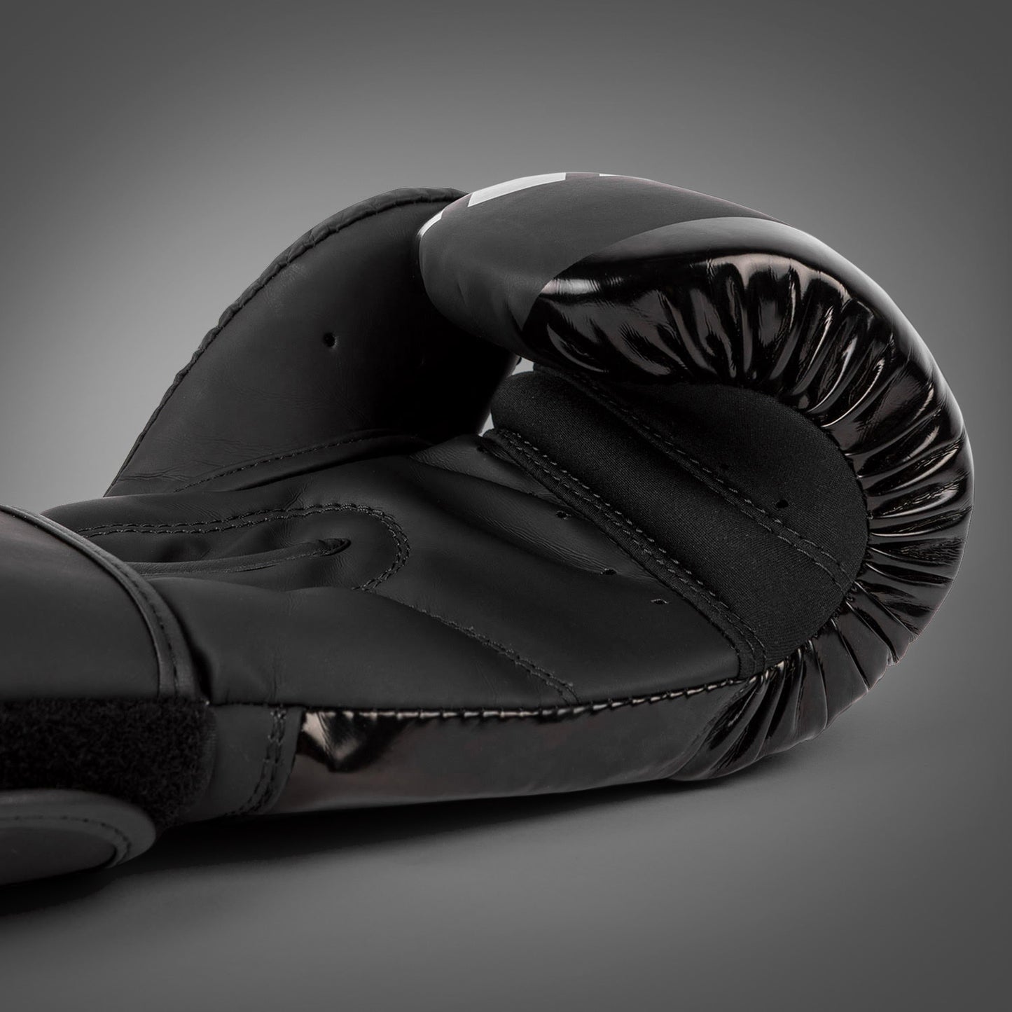 Venum Challenger 3.0 Guantes de Boxeo Shockwave – Negro