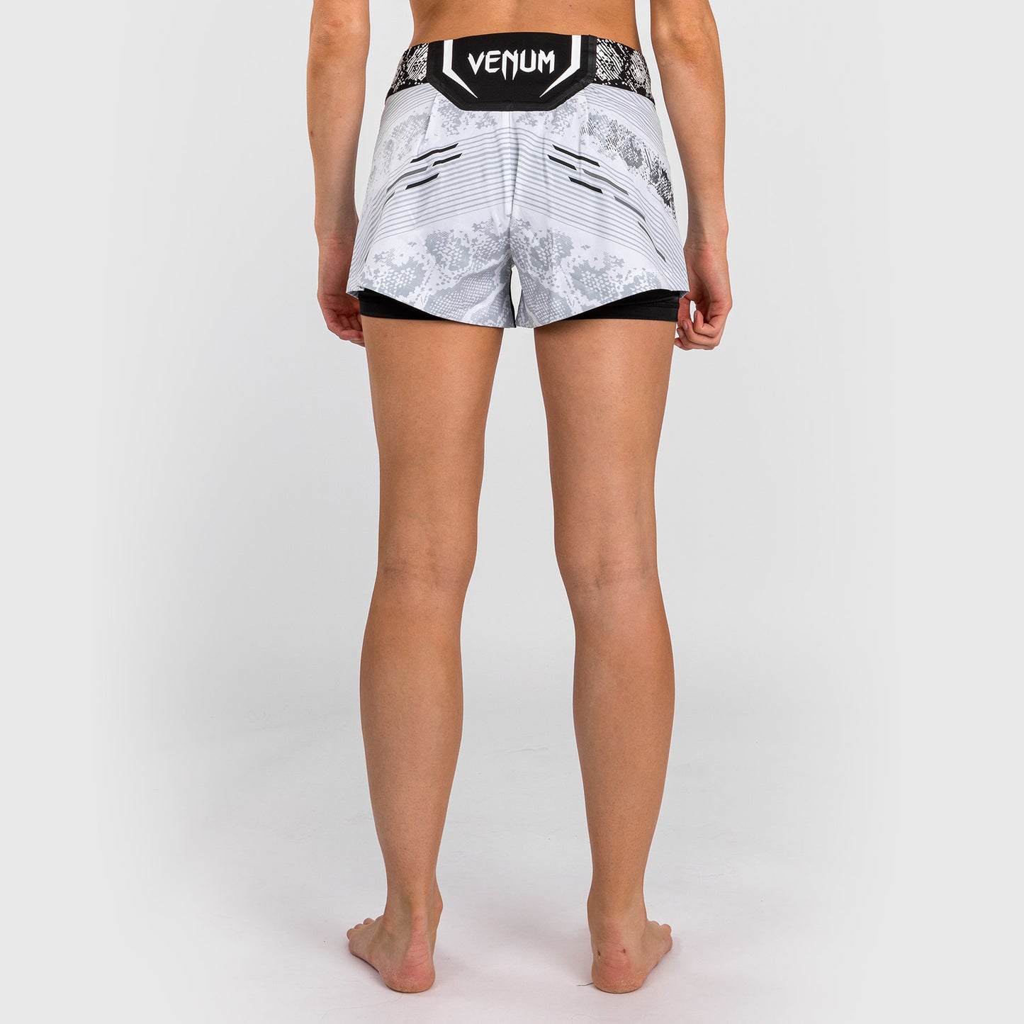 UFC Adrenaline by Venum Authentic Fight Night Short de Combate para Mujer - Blanco