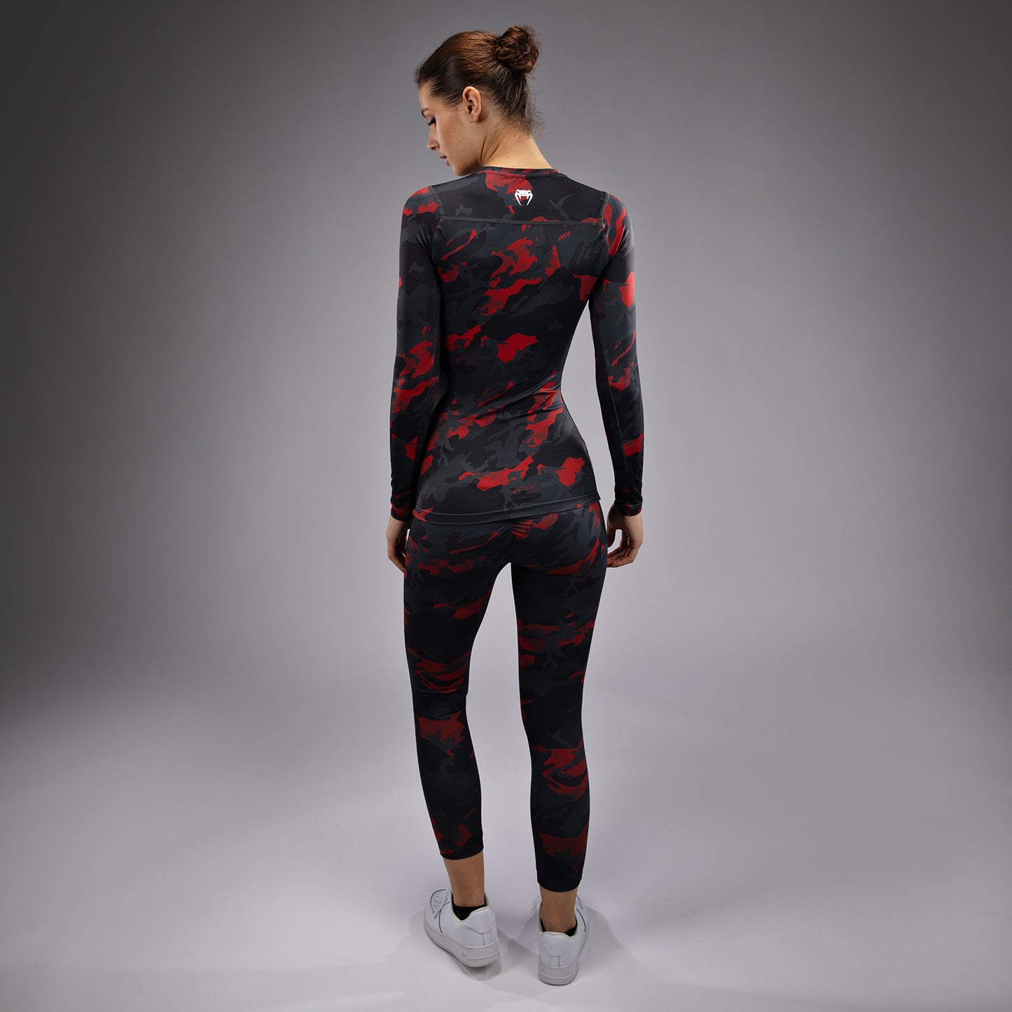 Venum x Sophia Rose de Mujeres Camiseta de manga Larga Rashguard - Urban Red Camo