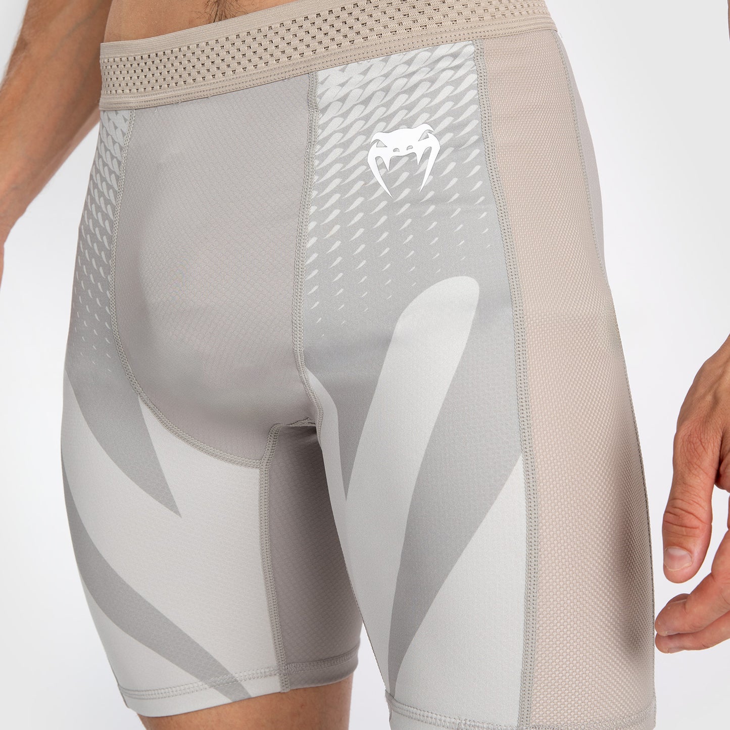 Venum Attack Vale Tudo Short para Hombre - Arena