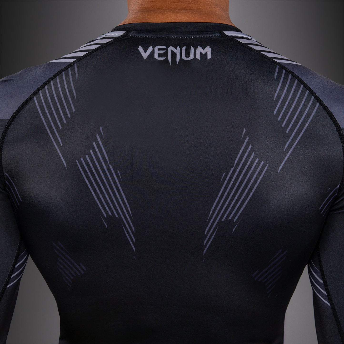 Venum No-Gi 6.0 Rashguard Manga Larga - Negro/Gris