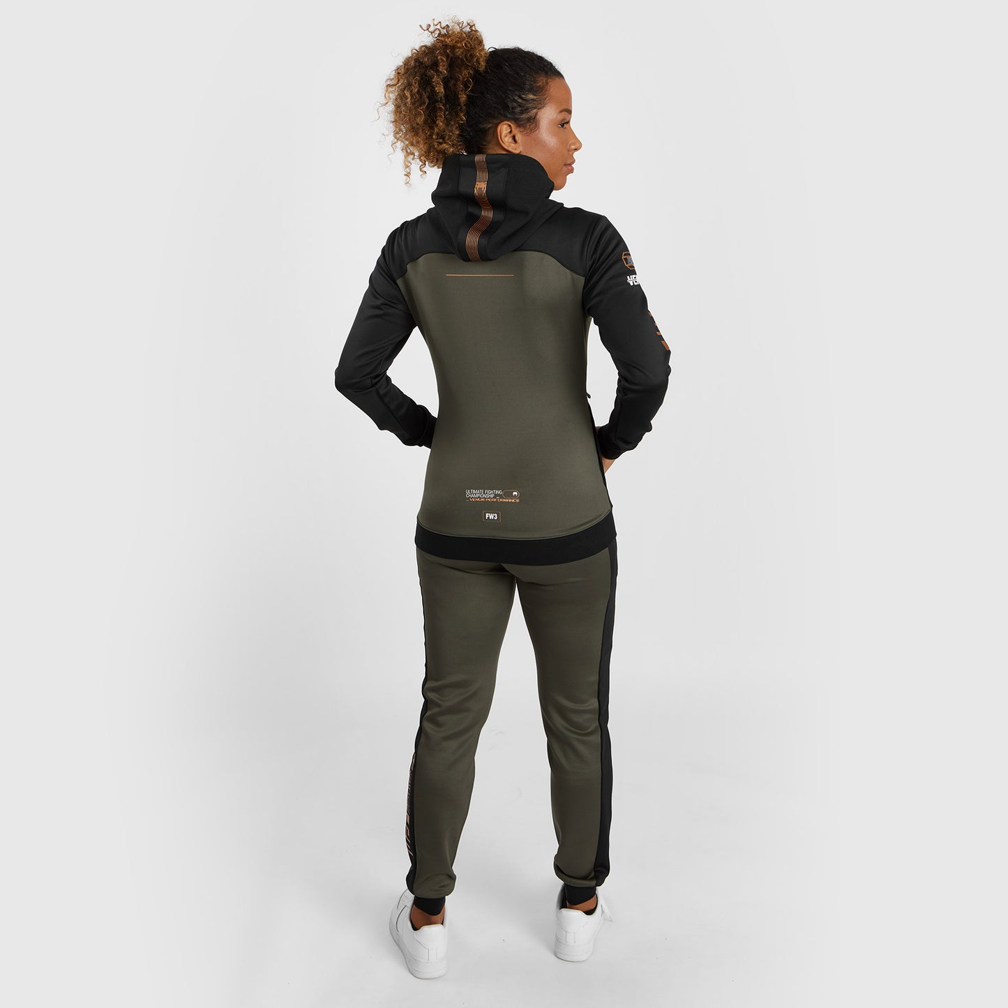 UFC Adrenaline by Venum Fight Week Sudadera con capucha y cremallera para mujer - Caqui/Bronce