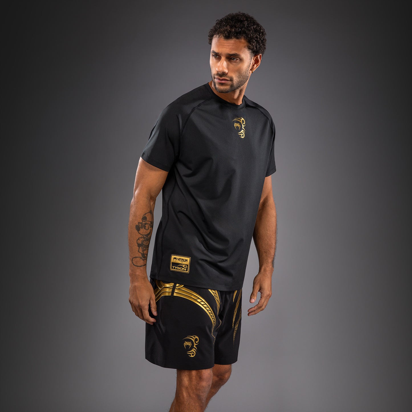 Venum x Mike Tyson Tiger Camiseta Dry Tech Tiger - Negro/Oro