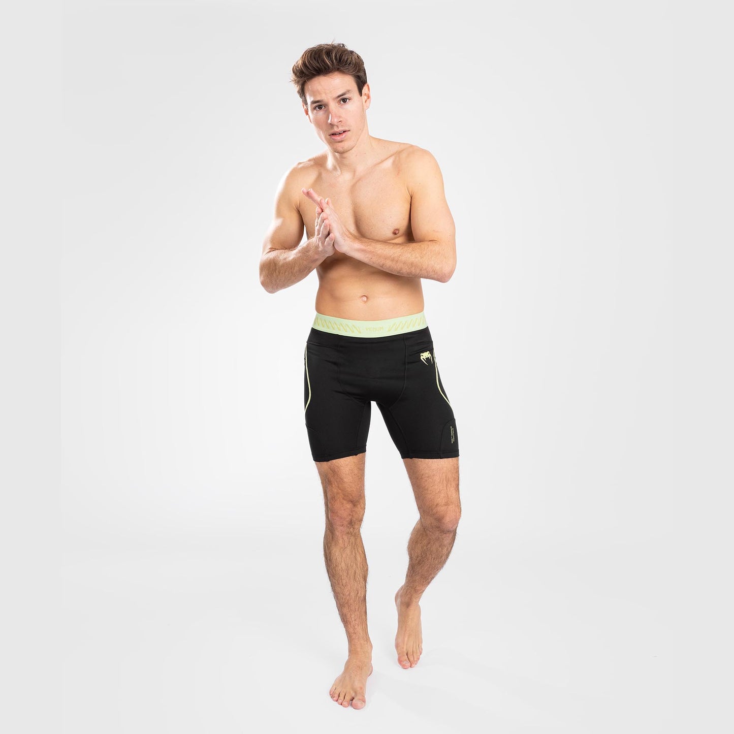 Venum Fusion 2.0  Vale Tudo Hombre - Negro/Amarillo