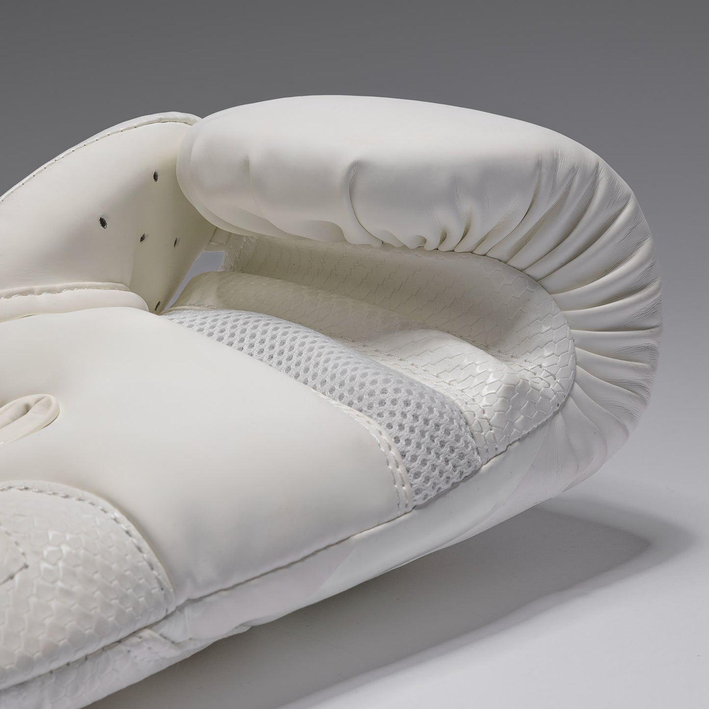 Venum Challengers 4.0 Scales Guantes de Boxeo – Marfil