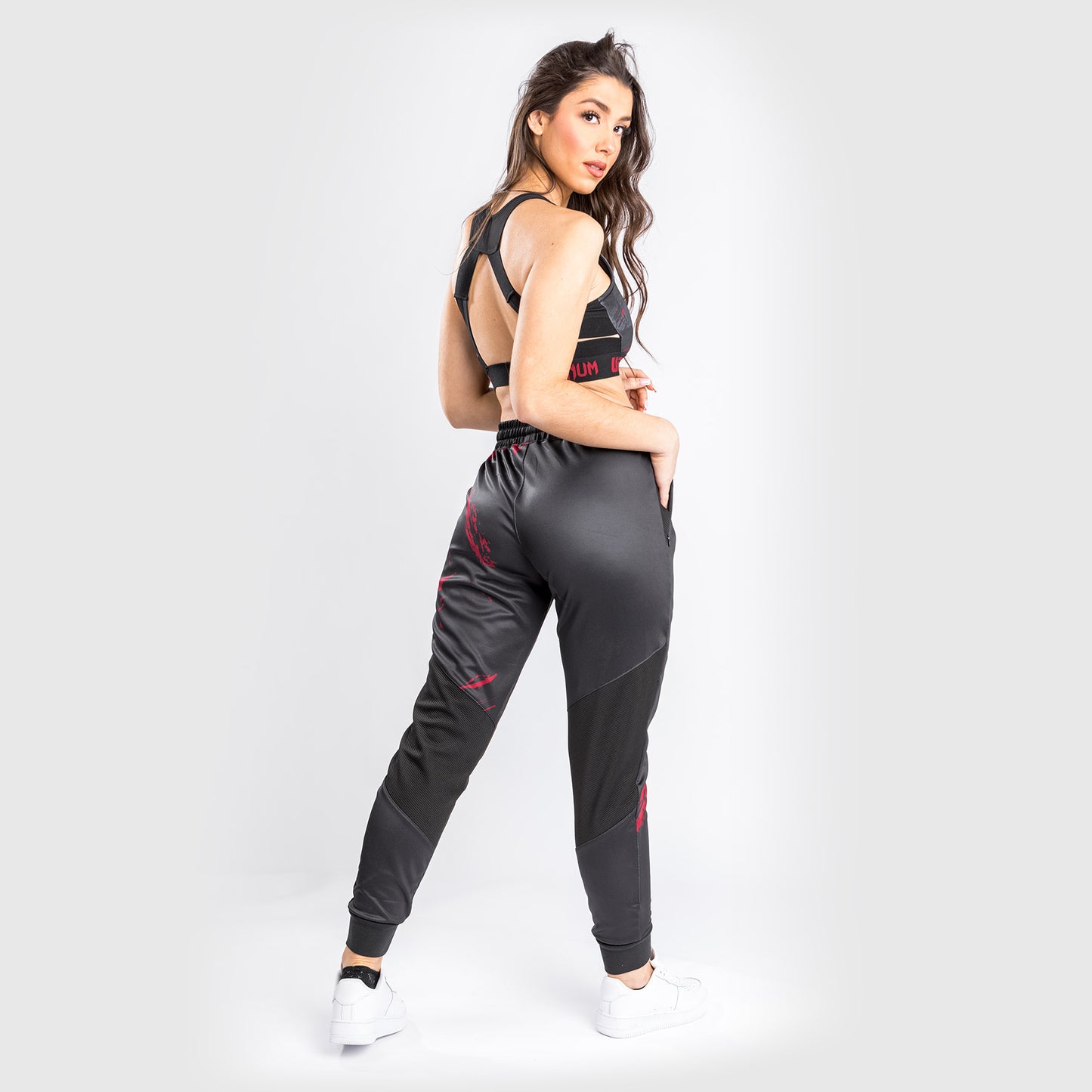 Pantalones deportivos UFC Venum Authentic Fight Week 2.0 - Para mujer - Negro/Rojo
