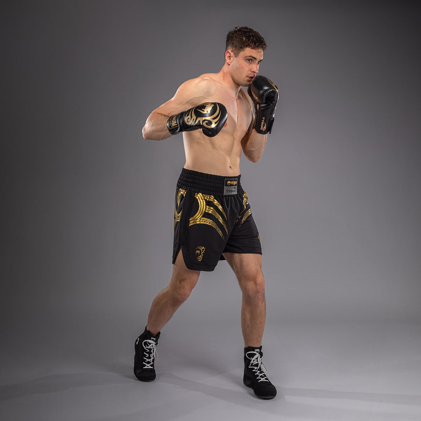 Venum x Mike Tyson Tiger Pantalón Corto de Boxeo Tiger - Negro/Oro