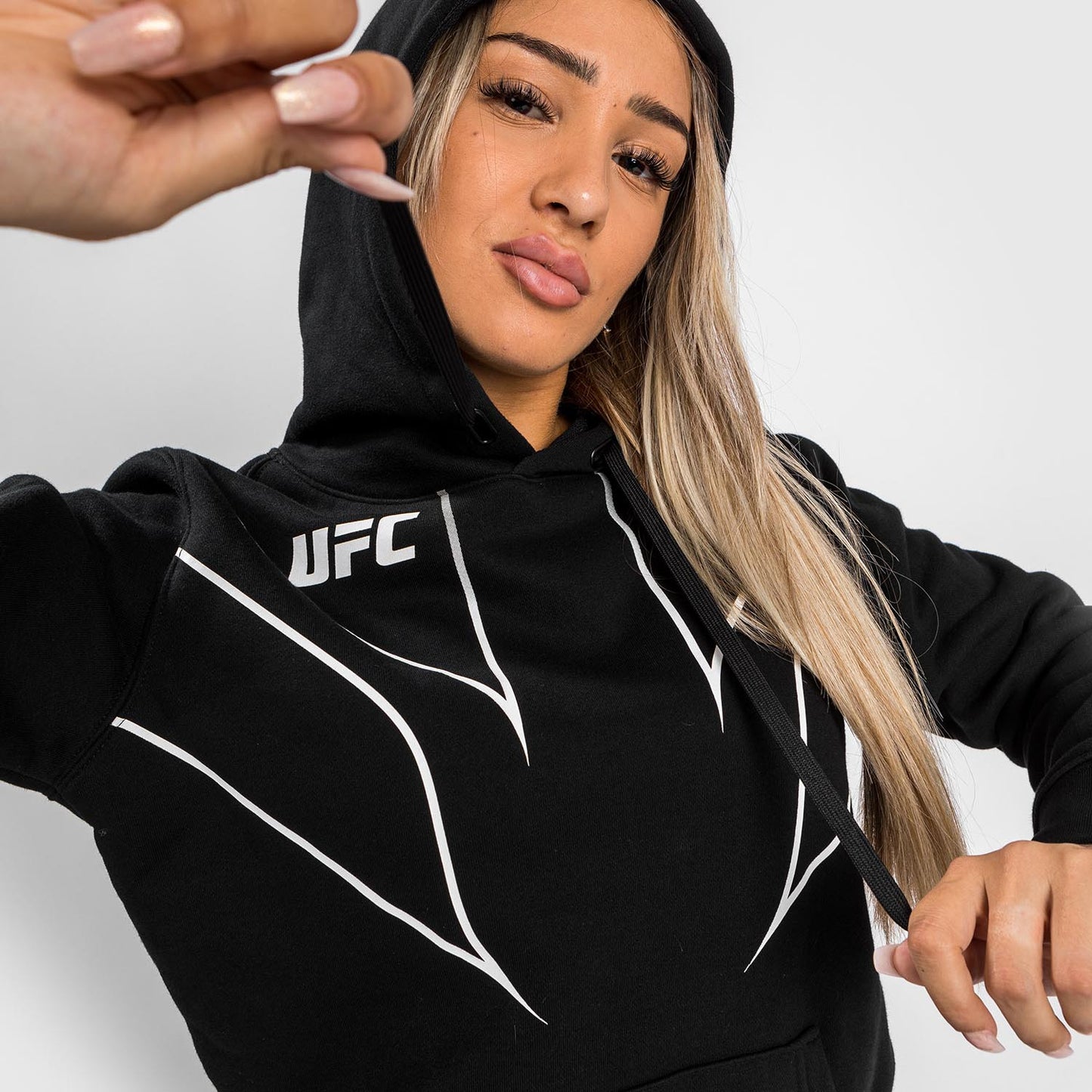 Sudadera con capucha UFC Venum Fight Night 2.0 para mujer - Negra