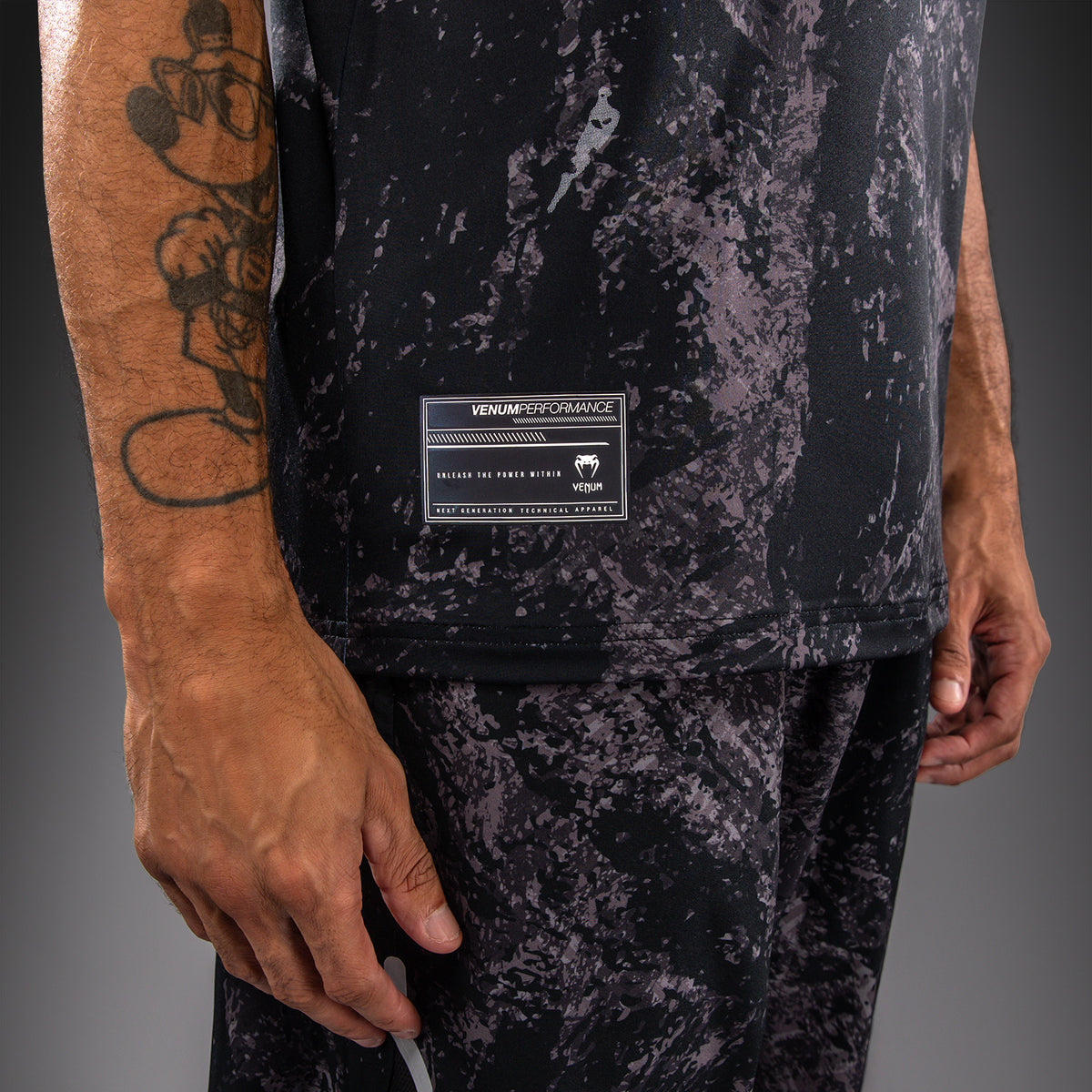 Venum Rage & Workout Camiseta de Tirantes Dry Tech - Negro/Gris