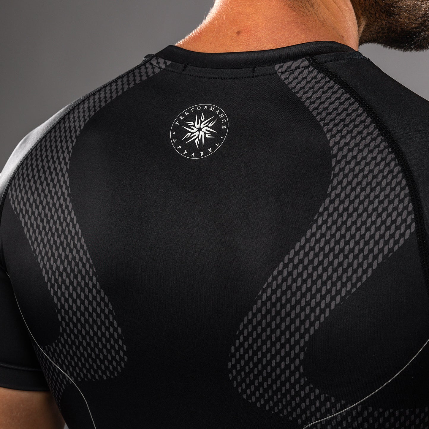 Venum Nexus Rashguard Manga Corta – Negro/Plata