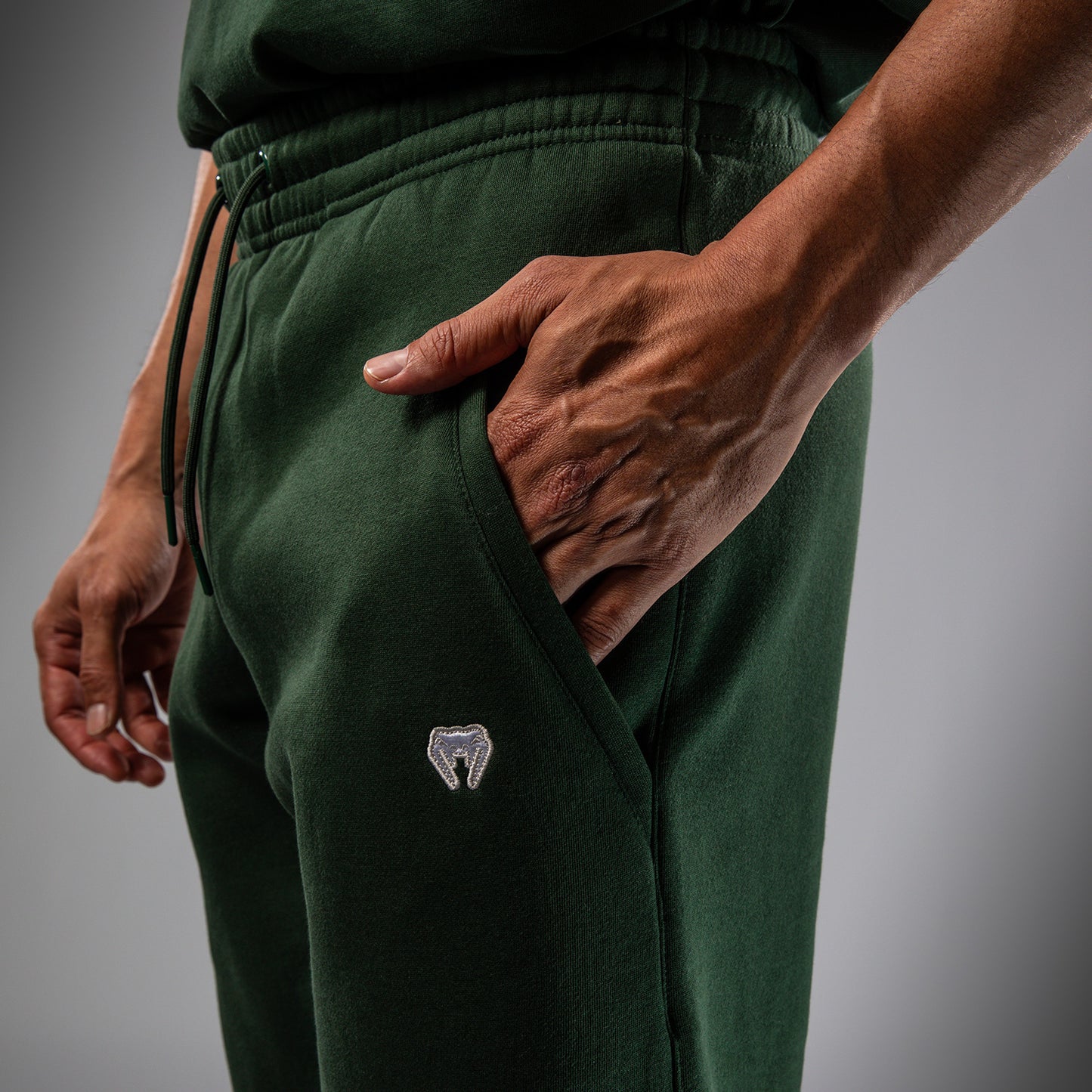 Venum Silent Power Pantalones de chándal - Verde bosque
