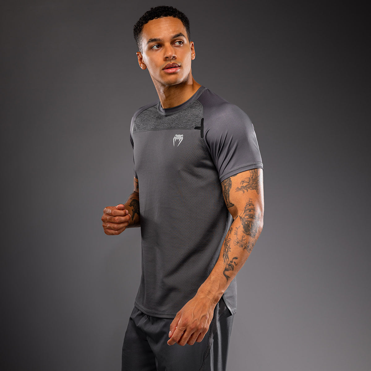 Venum G-Fit Scale Camiseta Dry Tech - Gris