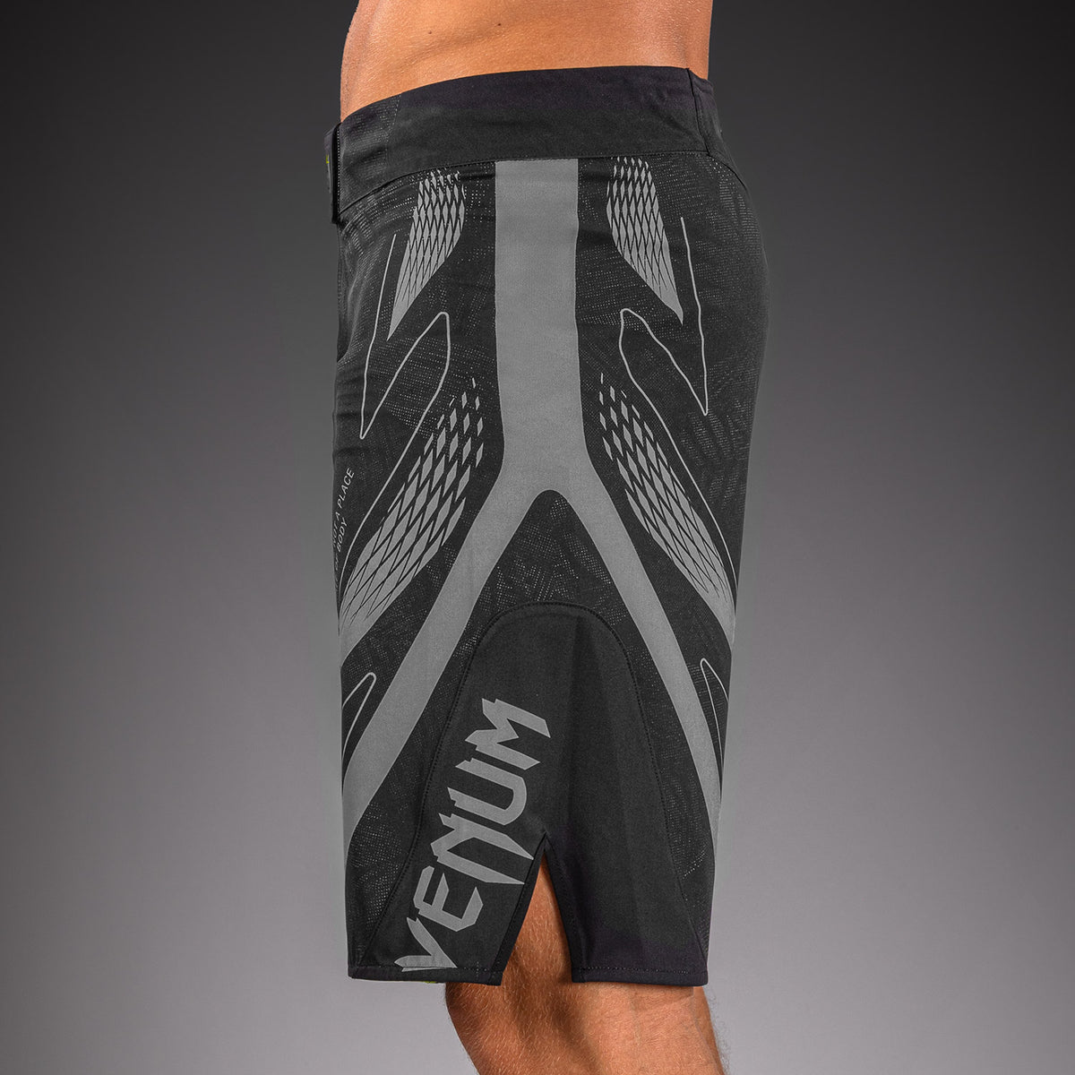 Venum Amazonia Reborn Pantalón corto de MMA - Negro/Gris
