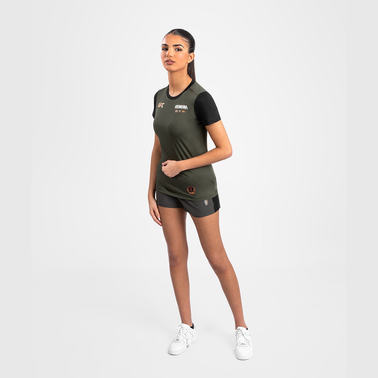 UFC Adrenaline by Venum Fight Week Camiseta Dry-Tech para Mujer - Caqui/Bronce