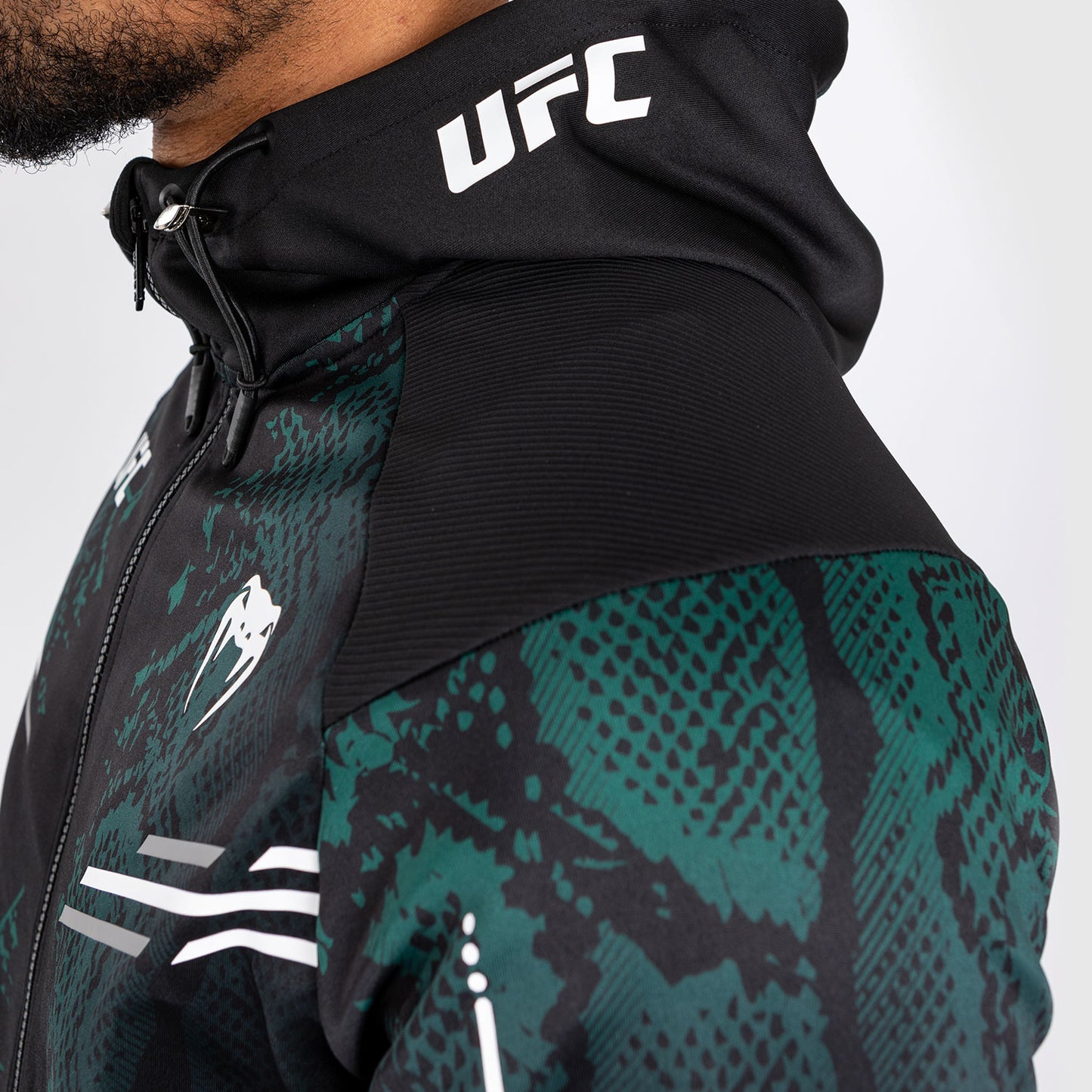 UFC Adrenaline by Venum Authentic Fight Night Sudadera con capucha para Hombre - Emerald Edition - Verde/Negro