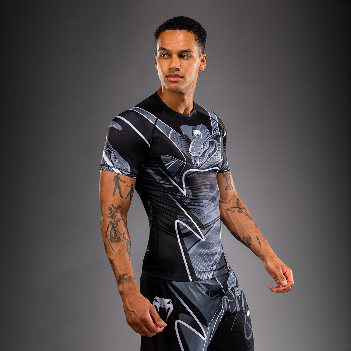 Venum Crimson Viper 2.0 Rashguard de manga corta - Negro/Gris
