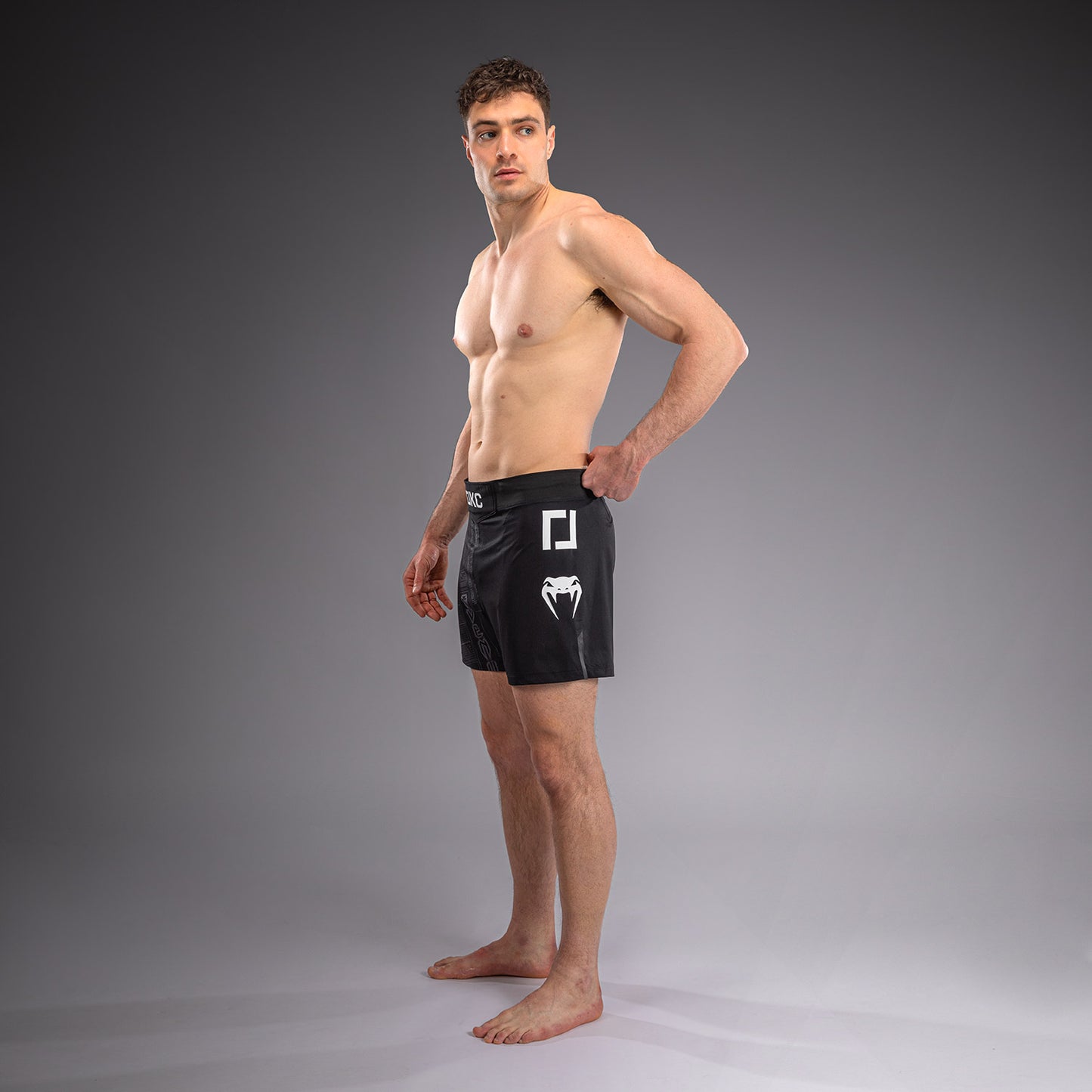 Karate Combat by Venum Short de Combate – Negro/Gris
