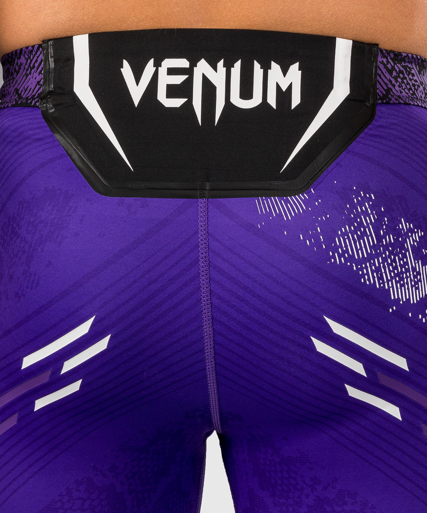 UFC Adrenaline by Venum Authentic Fight Night Vale Tudo Shorts para Hombre - Morado
