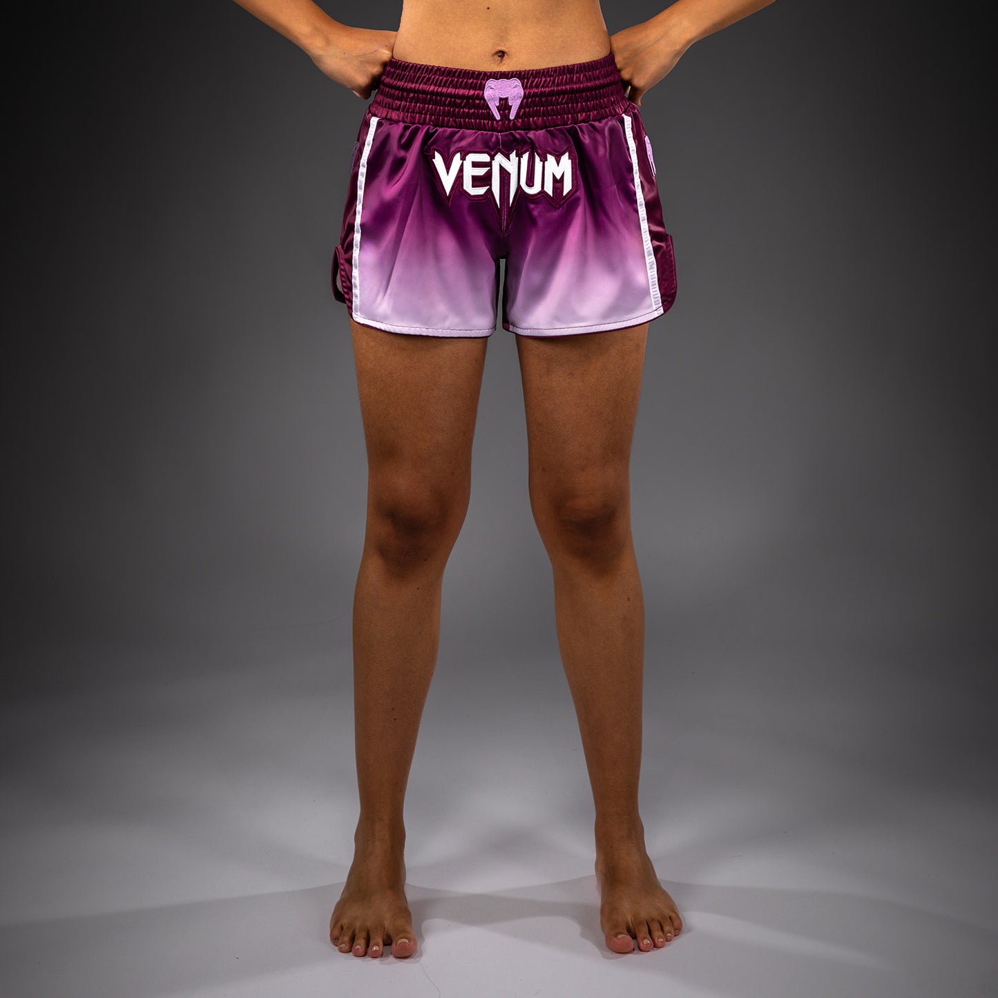 Venum Iris Pantalones Cortos Muay Thai - Ciruela/Blanco