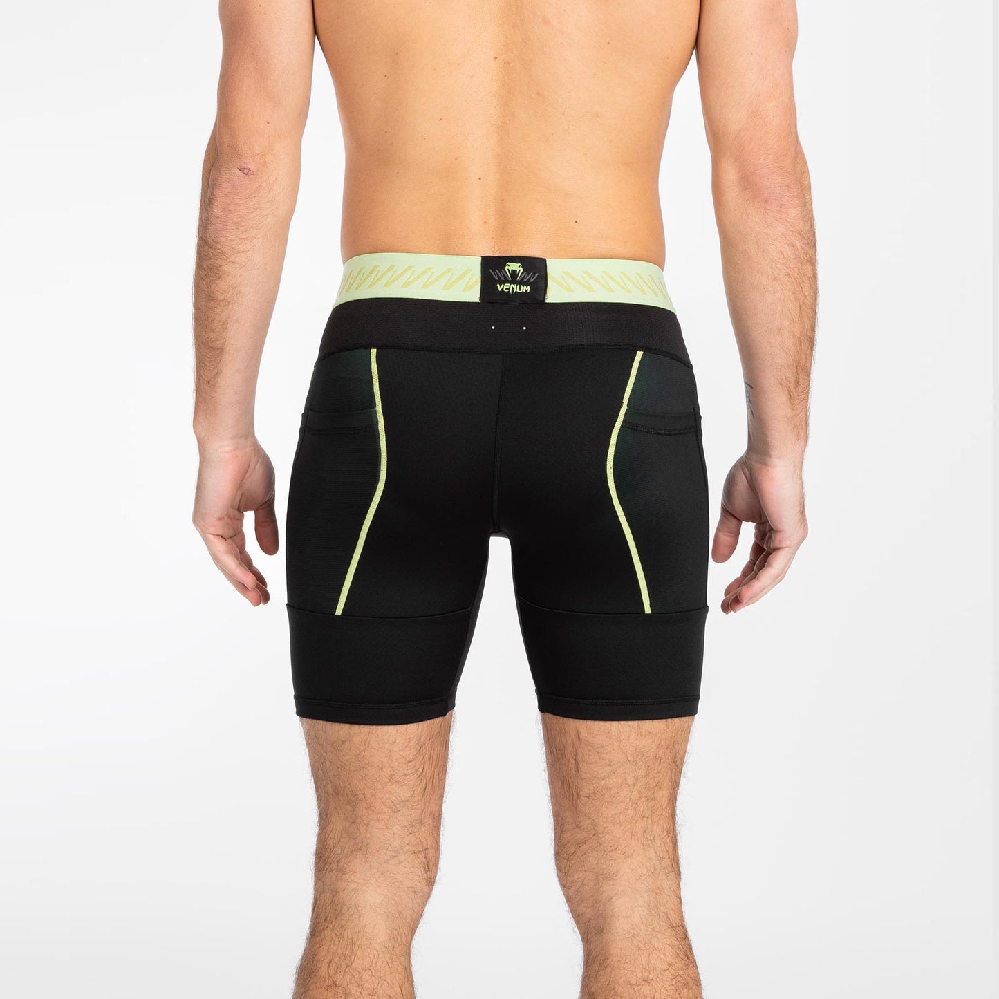 Venum Fusion 2.0  Vale Tudo Hombre - Negro/Amarillo