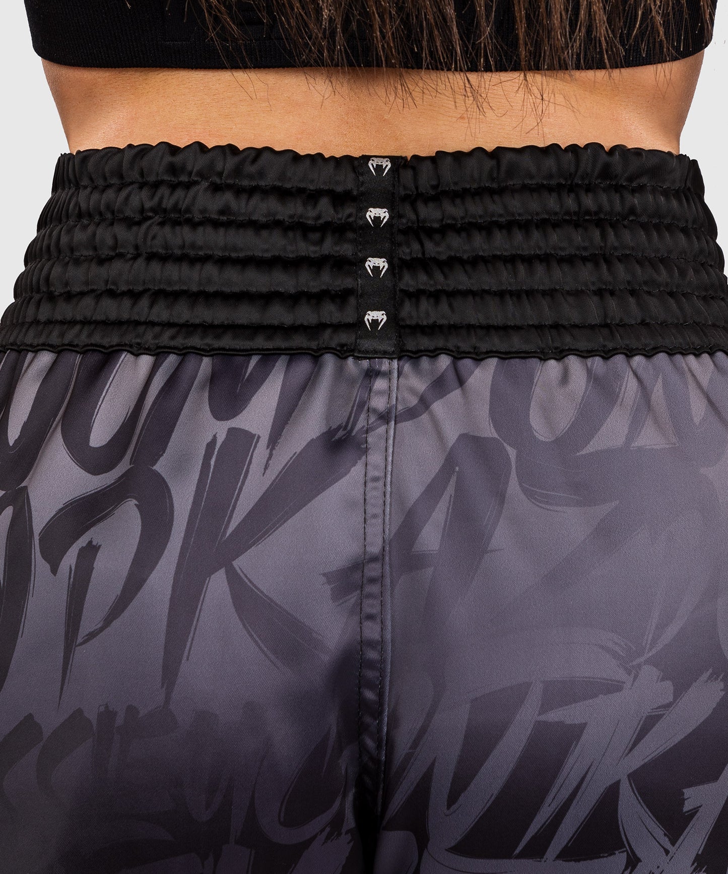 Venum x Kaz Muay Thai Shorts - Negro