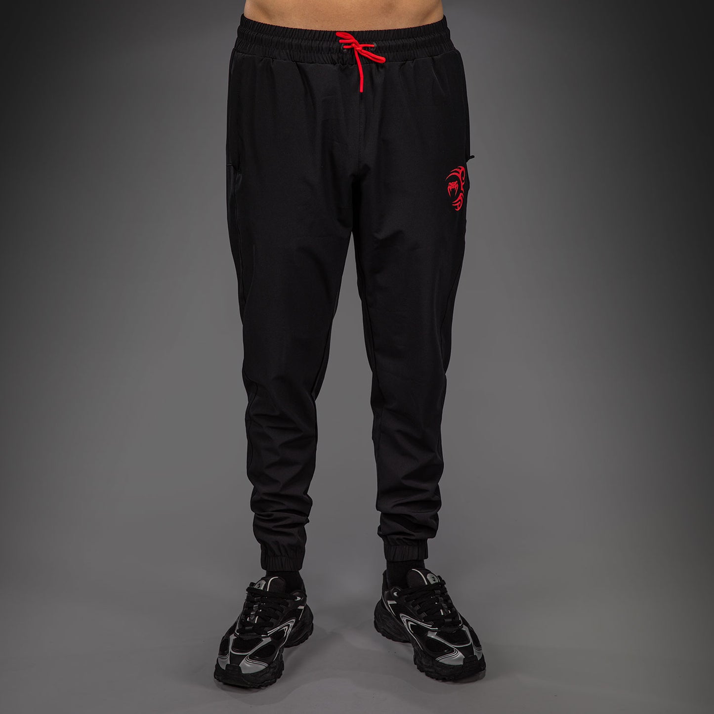 Venum x Mike Tyson Tiger Joggers - Negro intenso/Rojo intenso