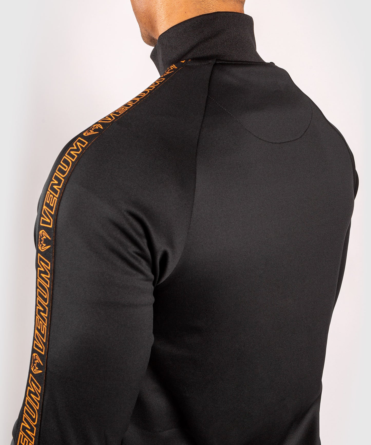 Chaqueta Venum Club 212 - Negro/Naranja