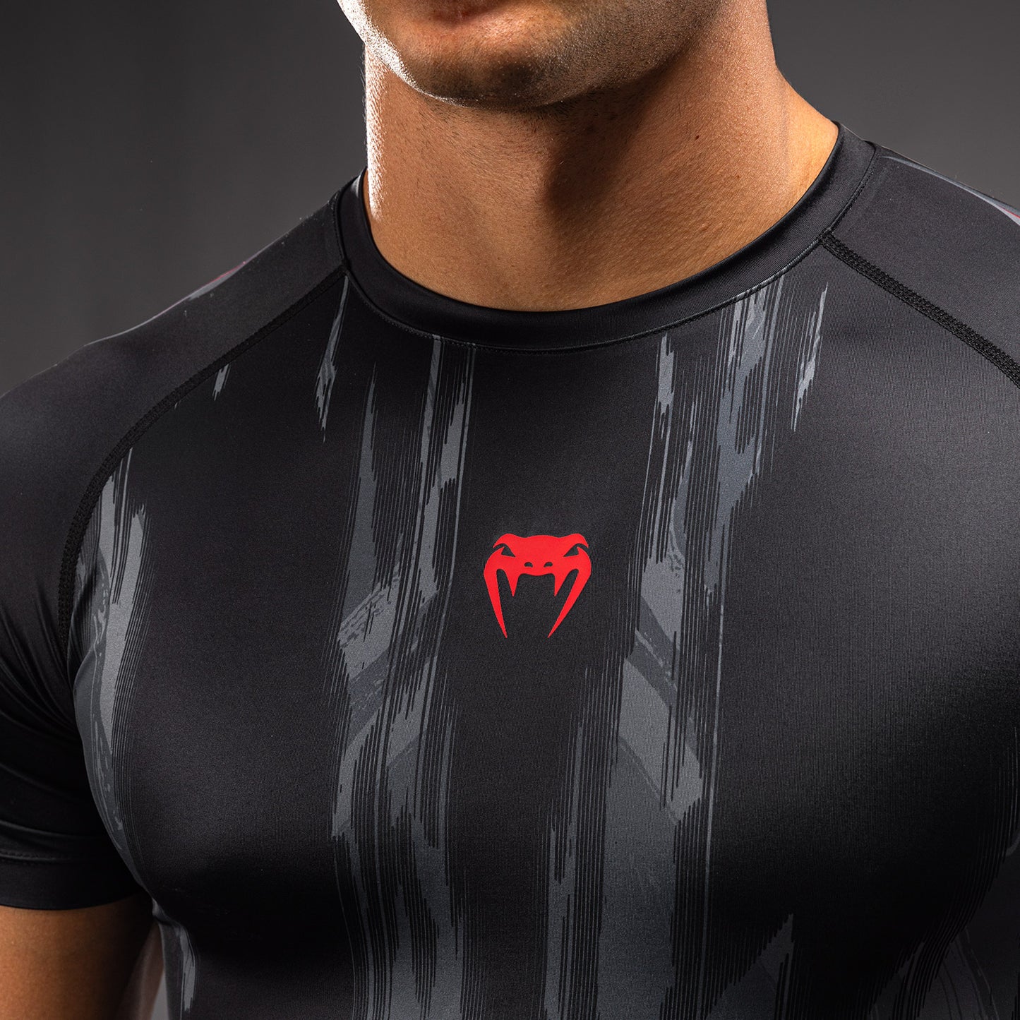 Venum Demon Rashguard de Manga Corta - Negro/Gris
