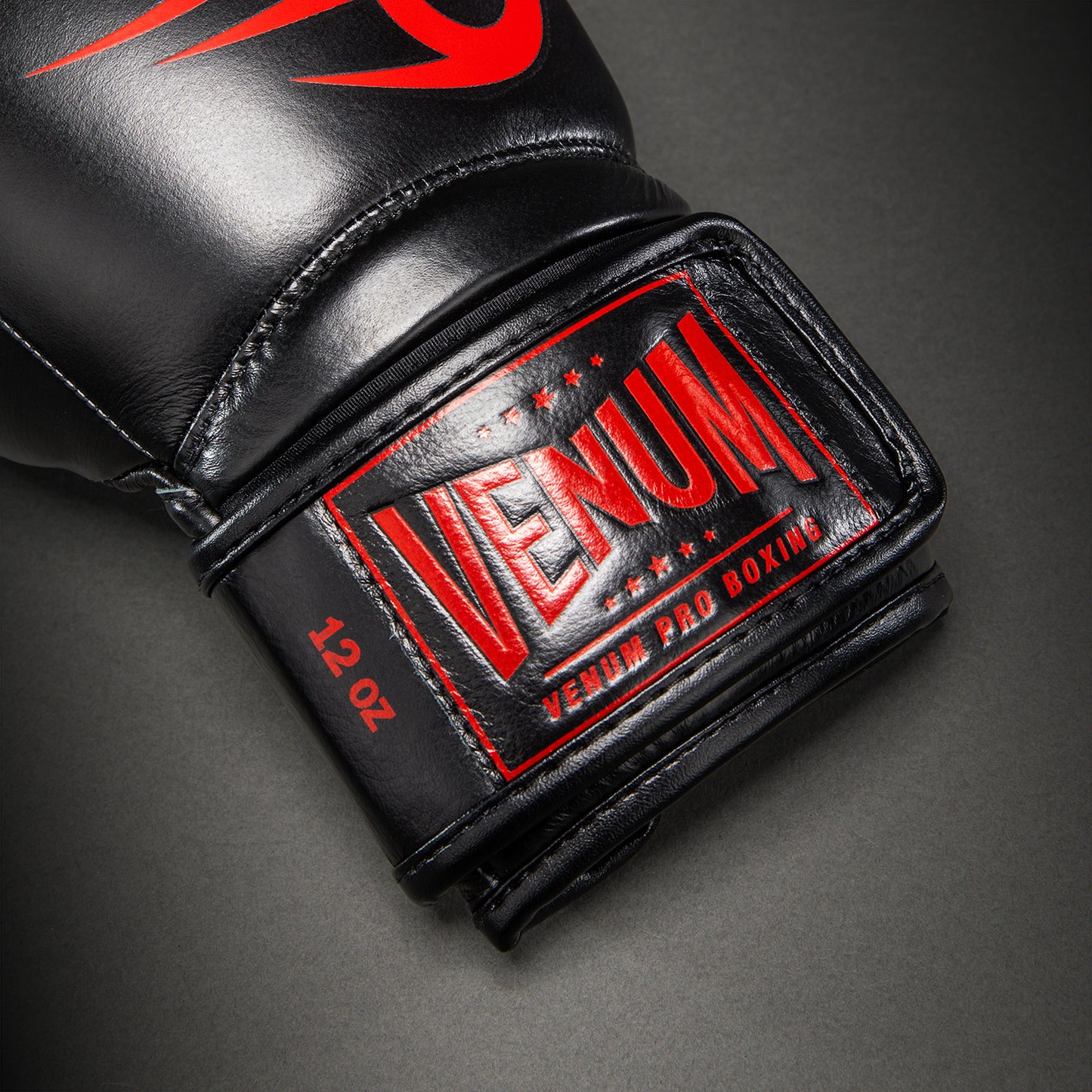 Venum Giant 2.0 Guantes de Boxeo Pro Mike Tyson – Negro/Rojo