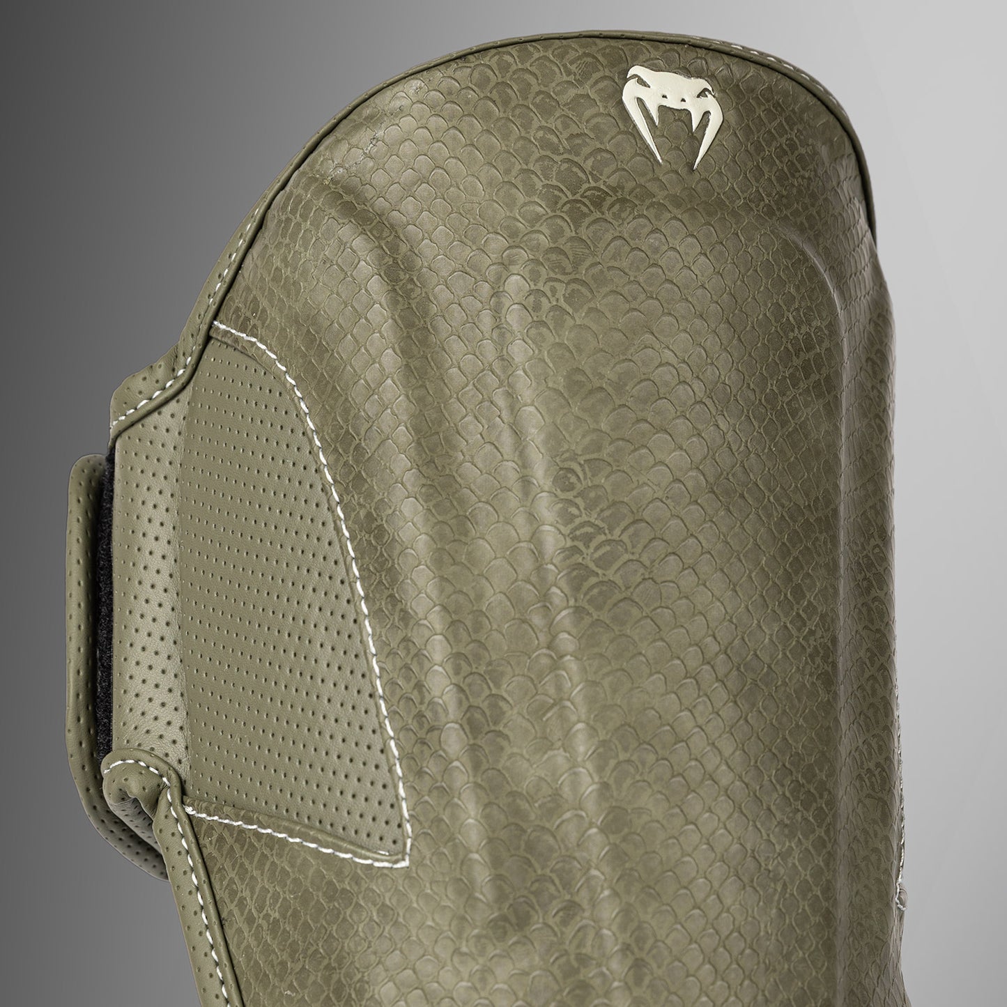 Venum Impact Evo Scales Espinilleras – Verde Ejército