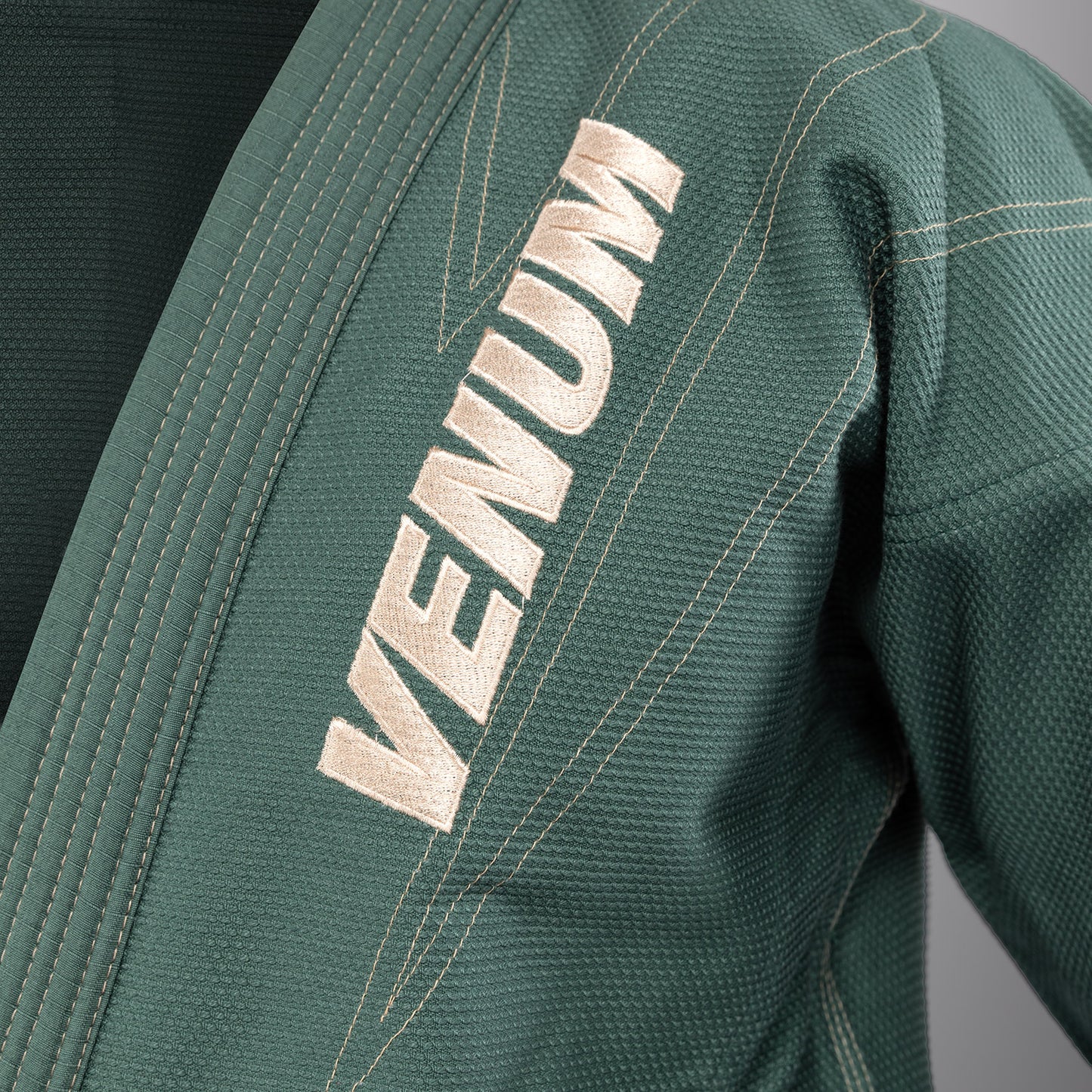 Venum Elite 5.0 Gi de Jiu Jitsu Brasileño (450 gsm) - Verde Bosque