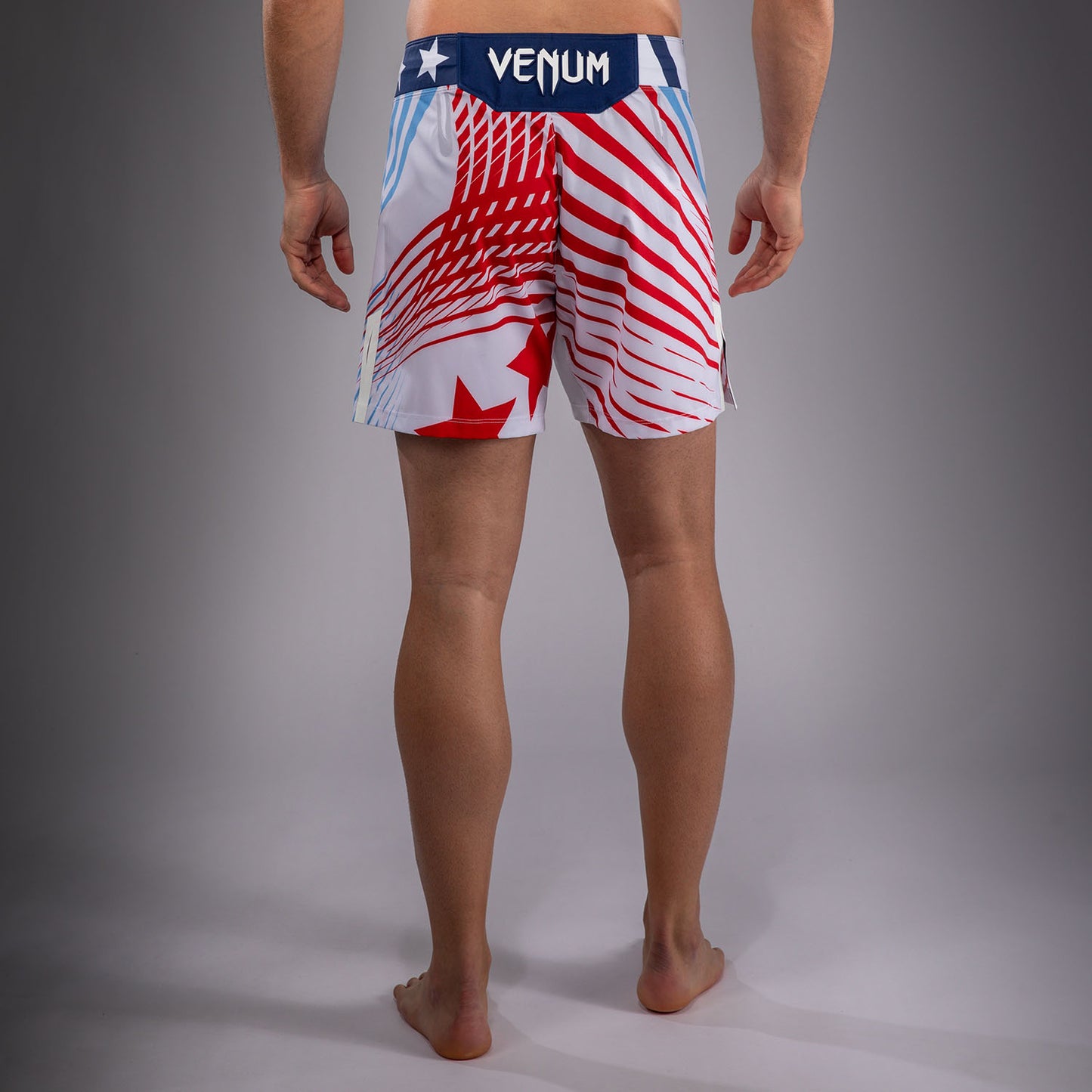 Official UFC Freedom 250 by Venum Personalizado Authentic Fight Night Fight Shorts de ajuste corto para hombre - Blanco