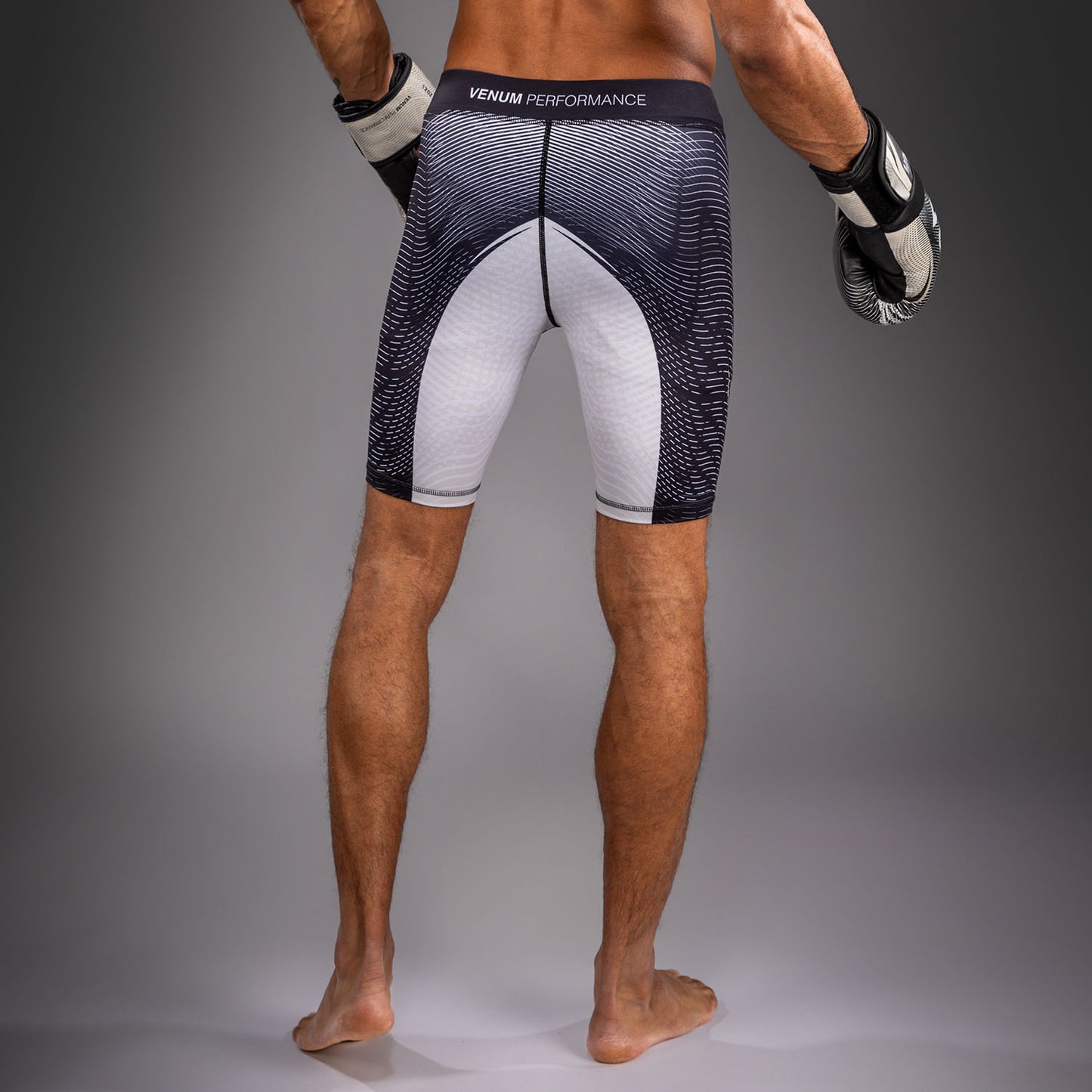 Venum Galactic 3.0 Pantalón Corto de Compresión - Blanco Hueso/Negro