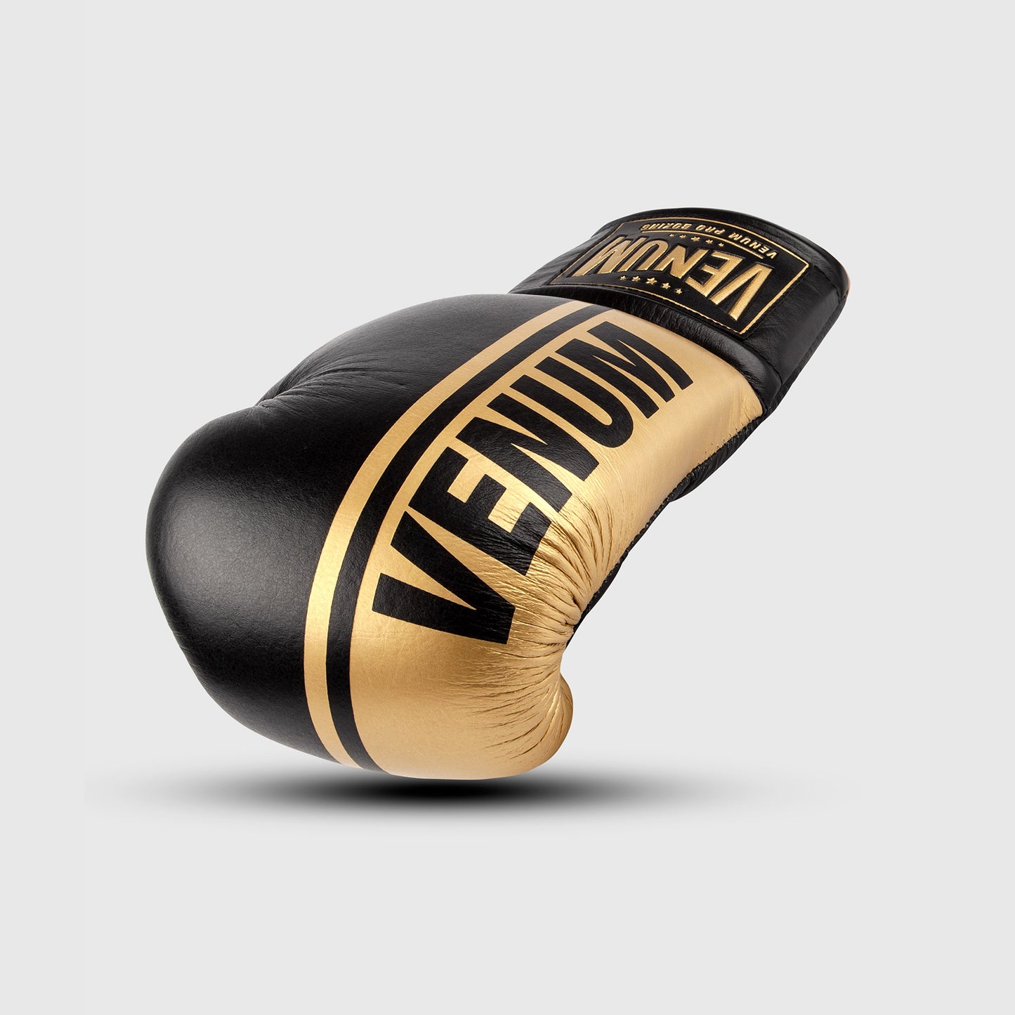 Guantes de boxeo profesionales Venum Shield con cordones - Negro/Dorado