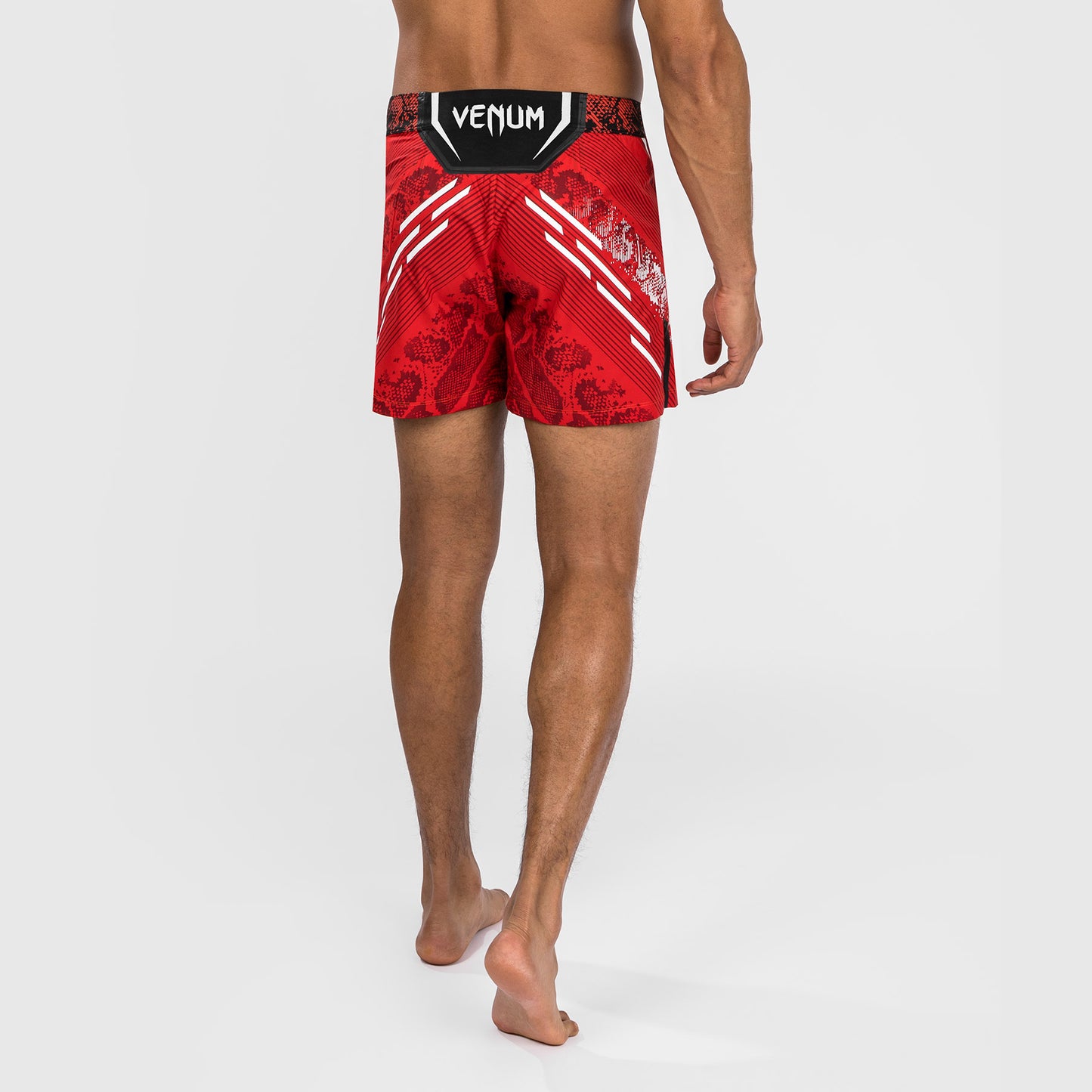 Pantalón corto de lucha UFC Adrenaline by Venum Personalized Authentic Fight Night para hombre - Corte corto – Rojo